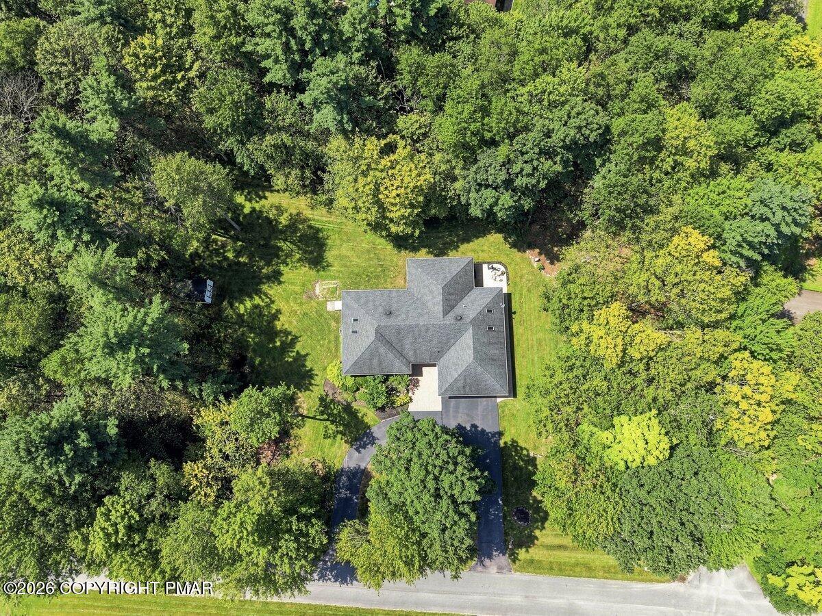 123 Meadow Road Property Photo 5
