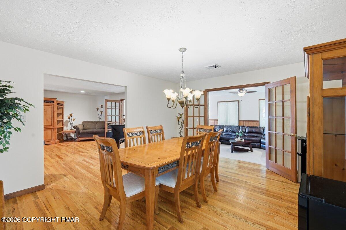 123 Meadow Road Property Photo 9