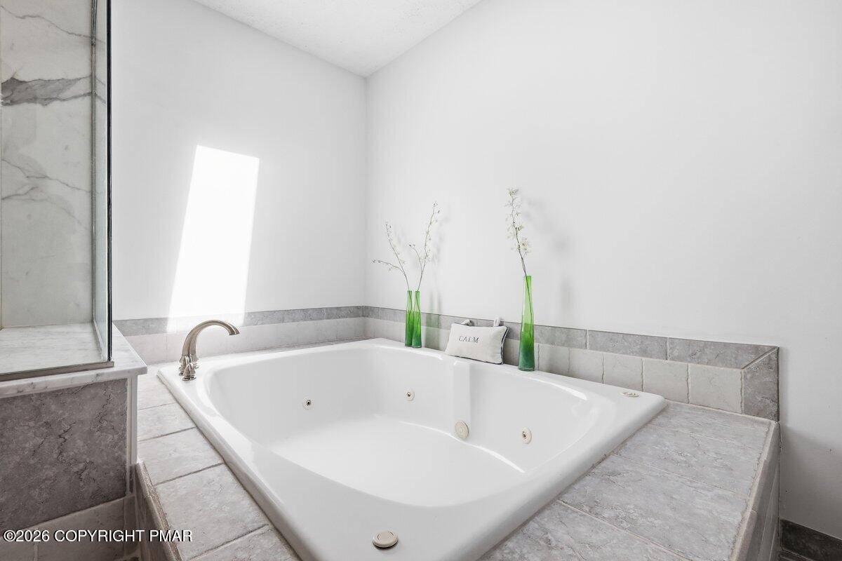 123 Meadow Road Property Photo 18