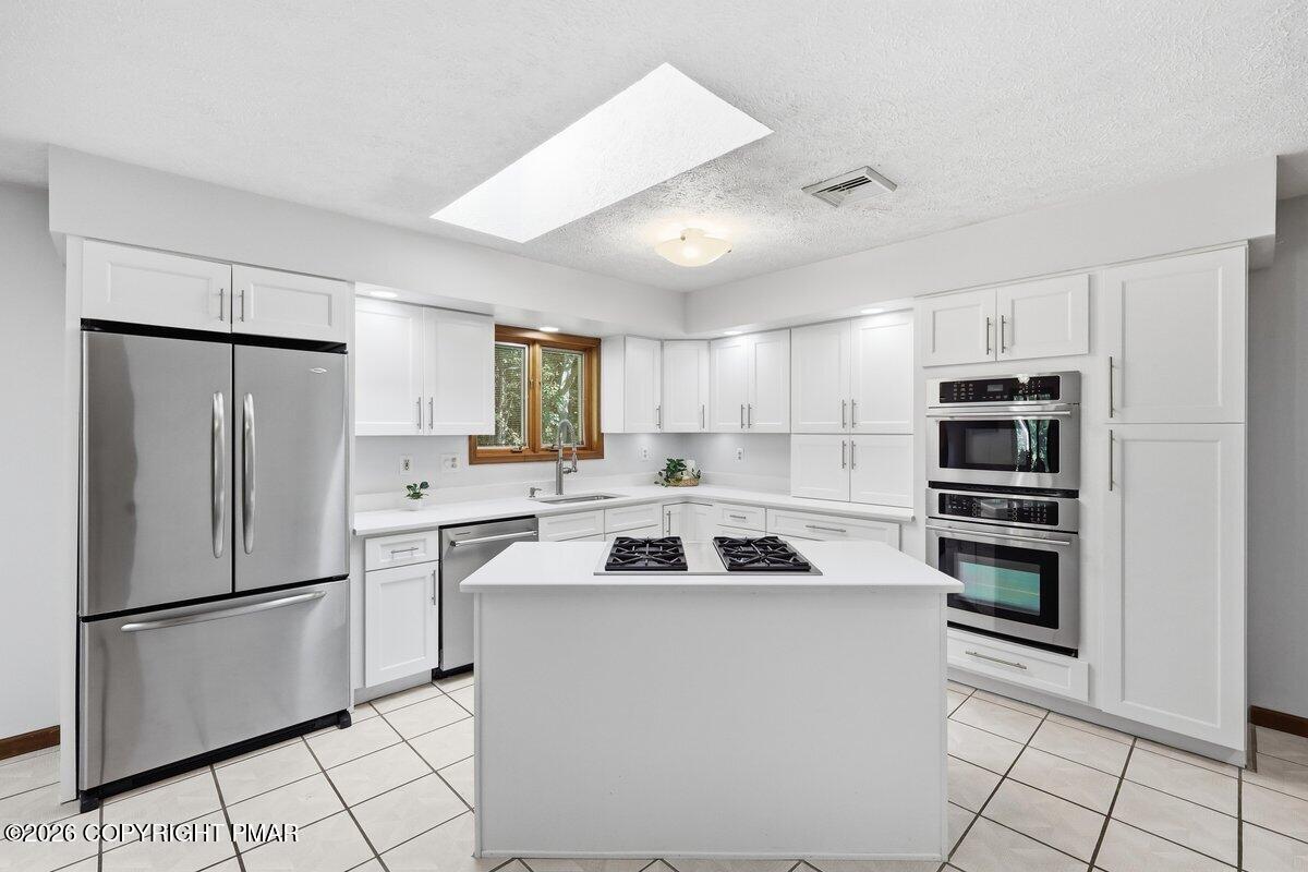 123 Meadow Road Property Photo 23