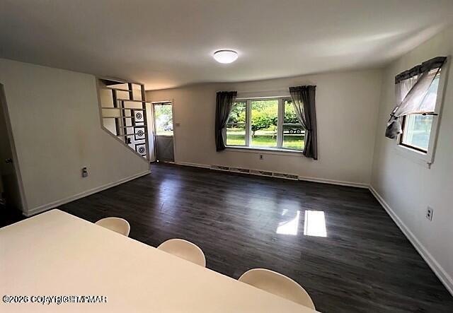 203 Center Road Property Photo 15