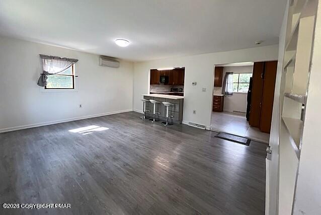 203 Center Road Property Photo 19