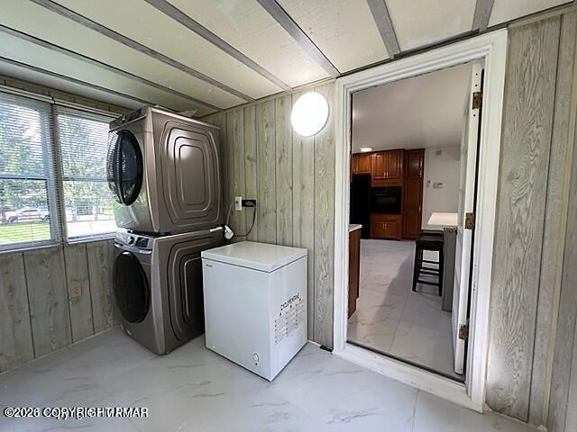 203 Center Road Property Photo 21