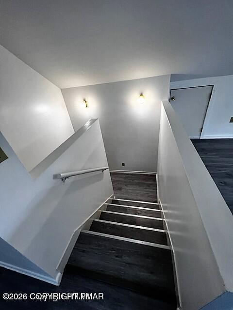 203 Center Road Property Photo 45