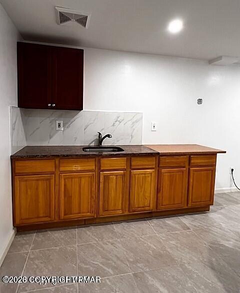 203 Center Road Property Photo 78