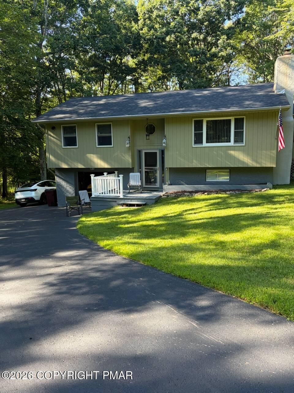 103 Water View Drive Property Photo 2