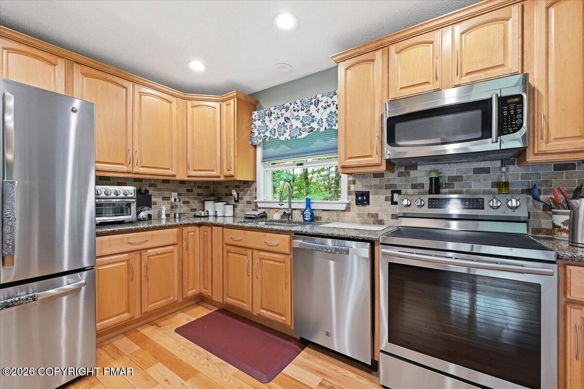 103 Water View Drive Property Photo 29