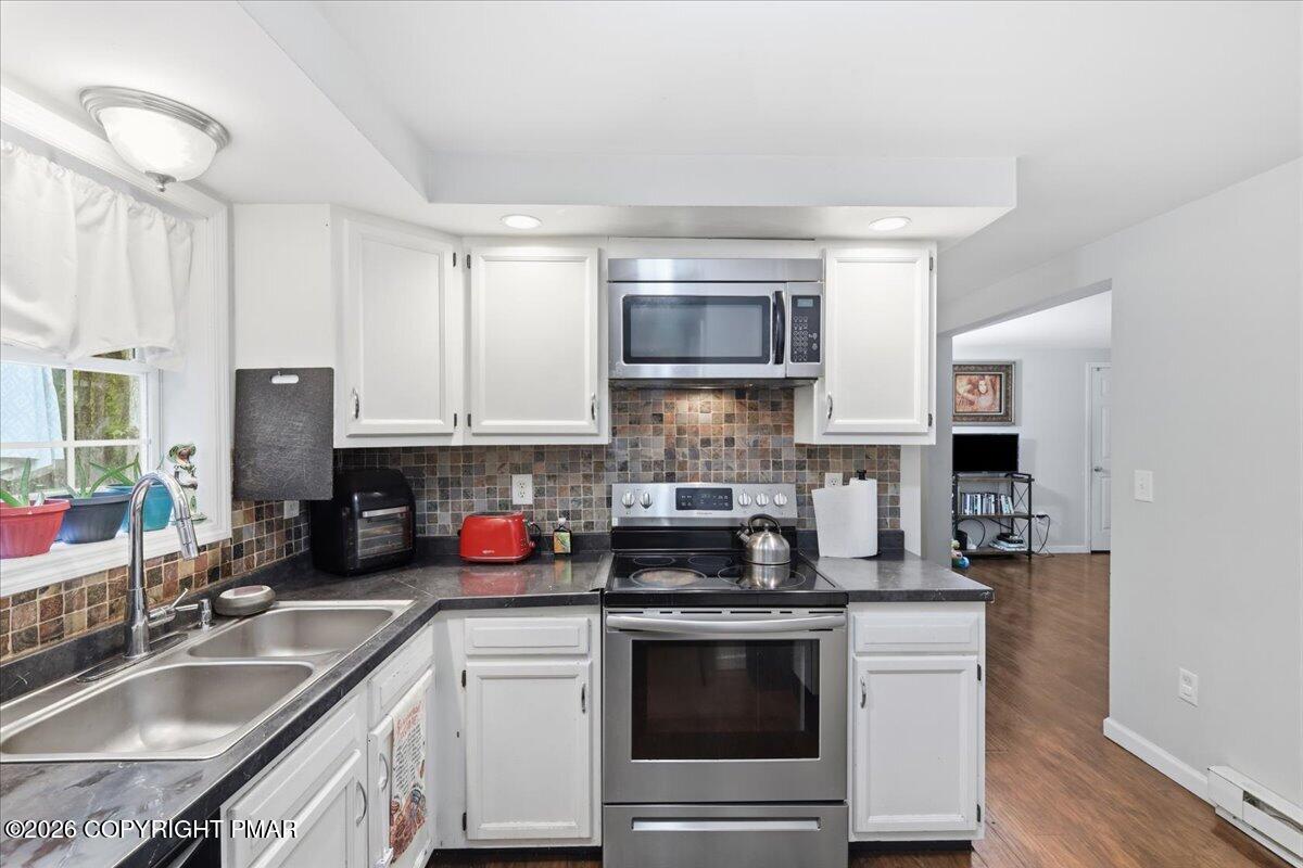 8867 Kings Way Property Photo 16