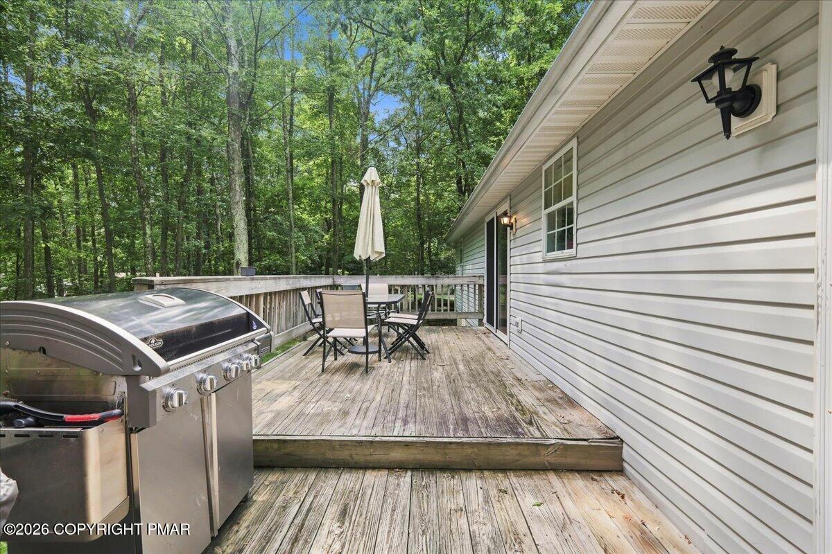8867 Kings Way Property Photo 38