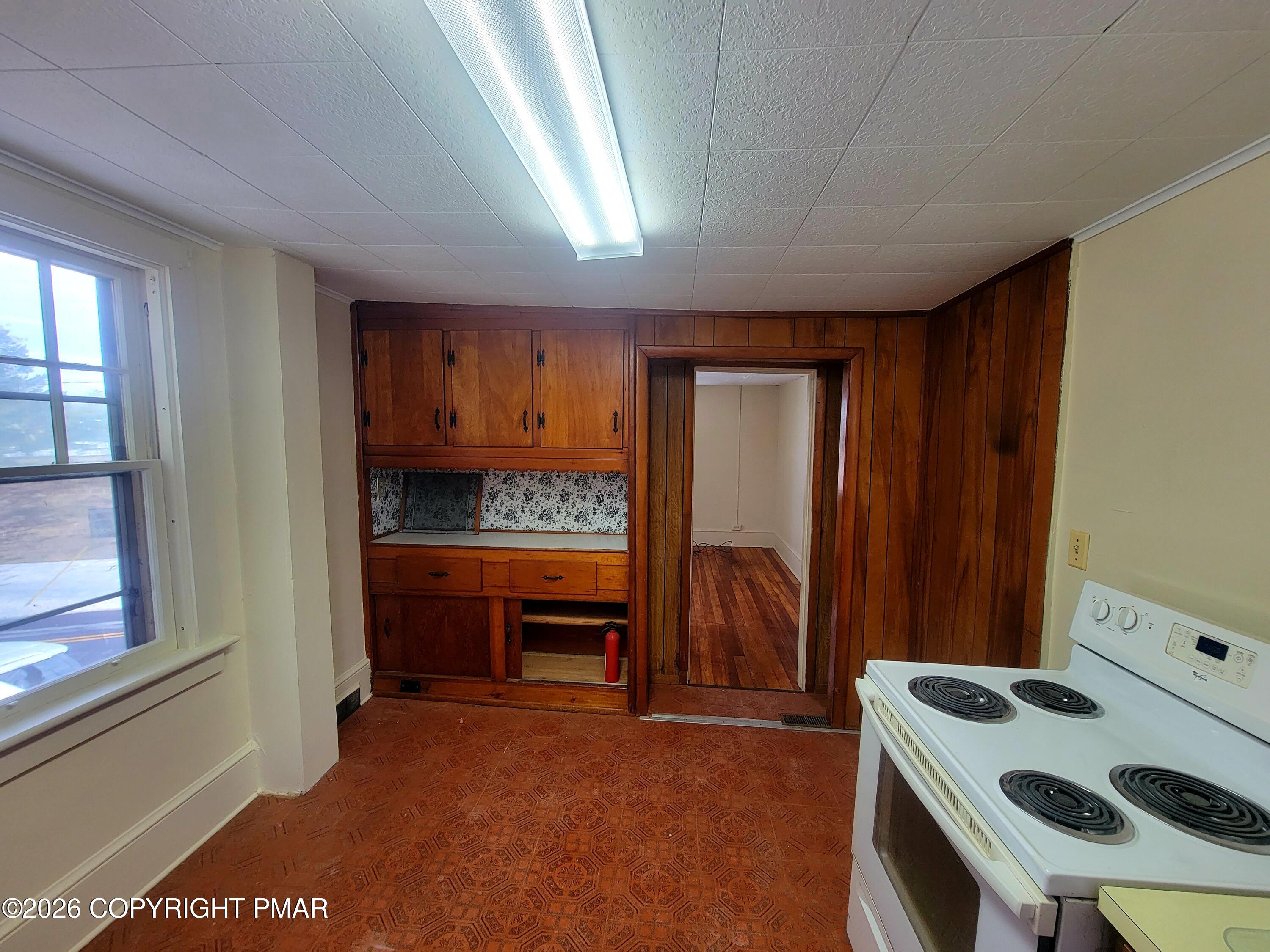 169 Tanite Road 201 Property Photo 2