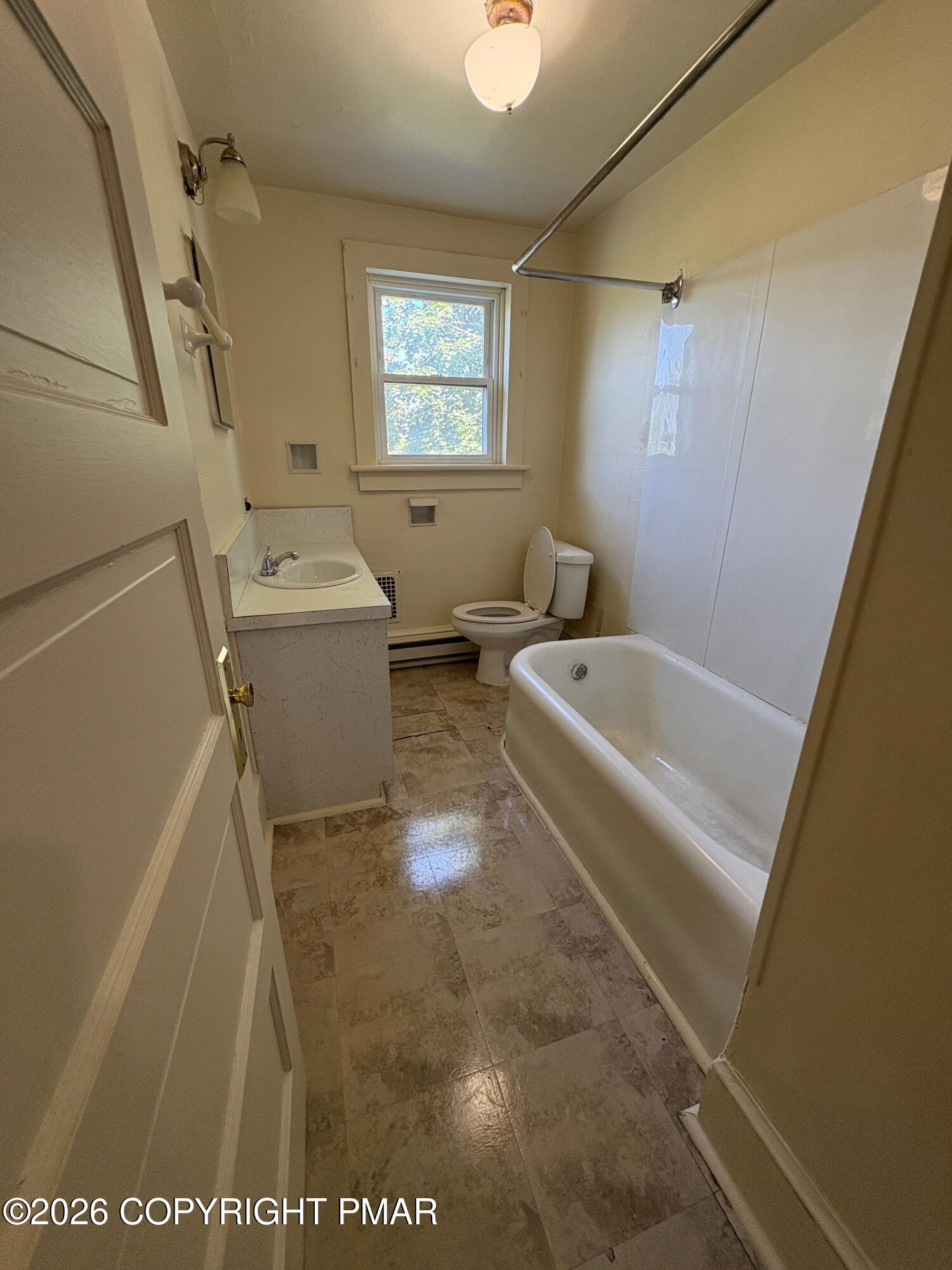 169 Tanite Road 201 Property Photo 4