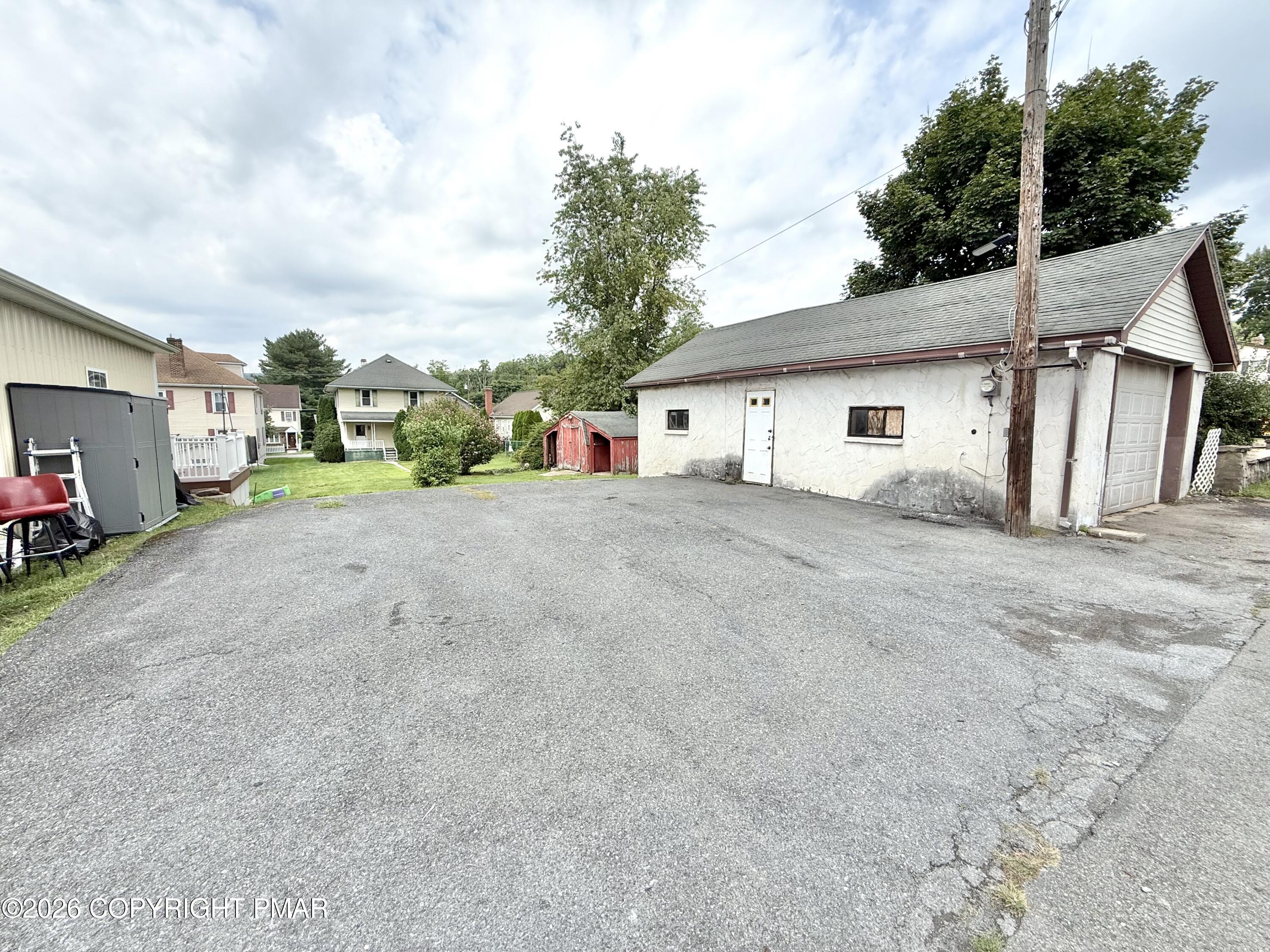 1022 North Street Property Photo 3