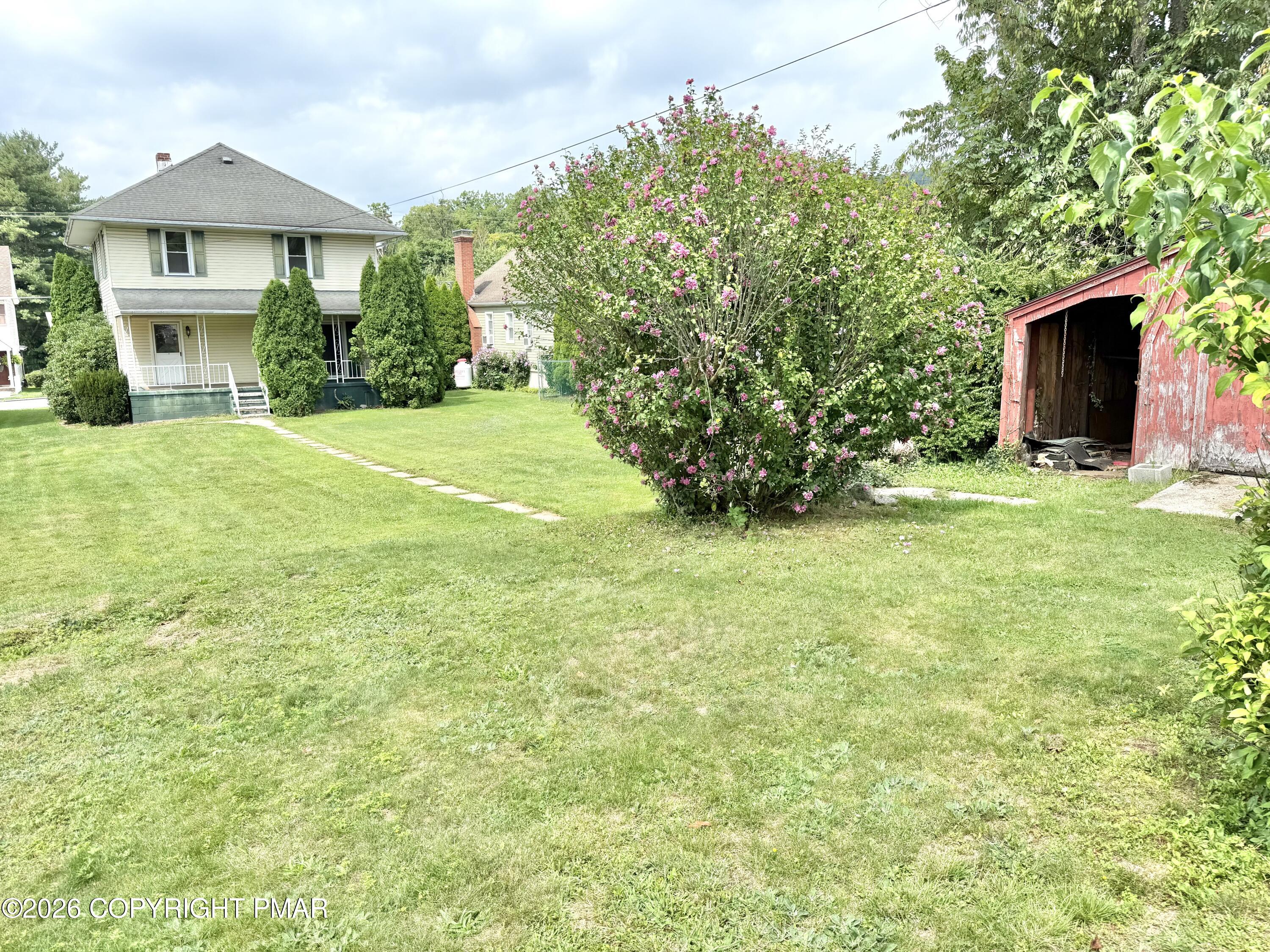 1022 North Street Property Photo 6
