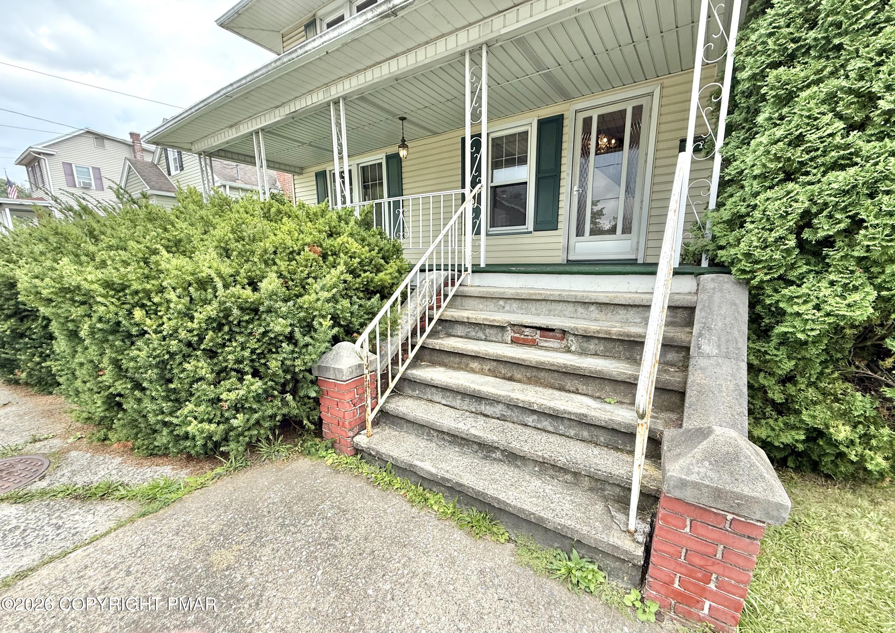 1022 North Street Property Photo 9