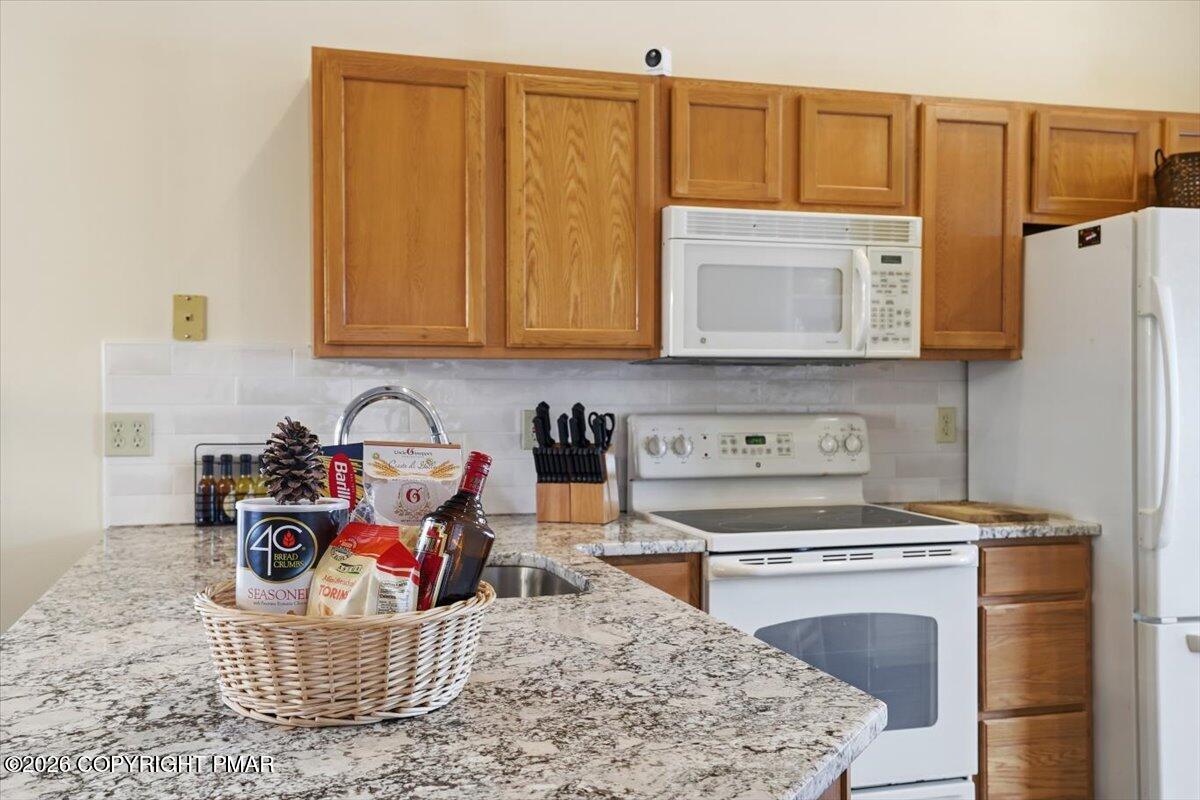 207 Sycamore Court Property Photo 13
