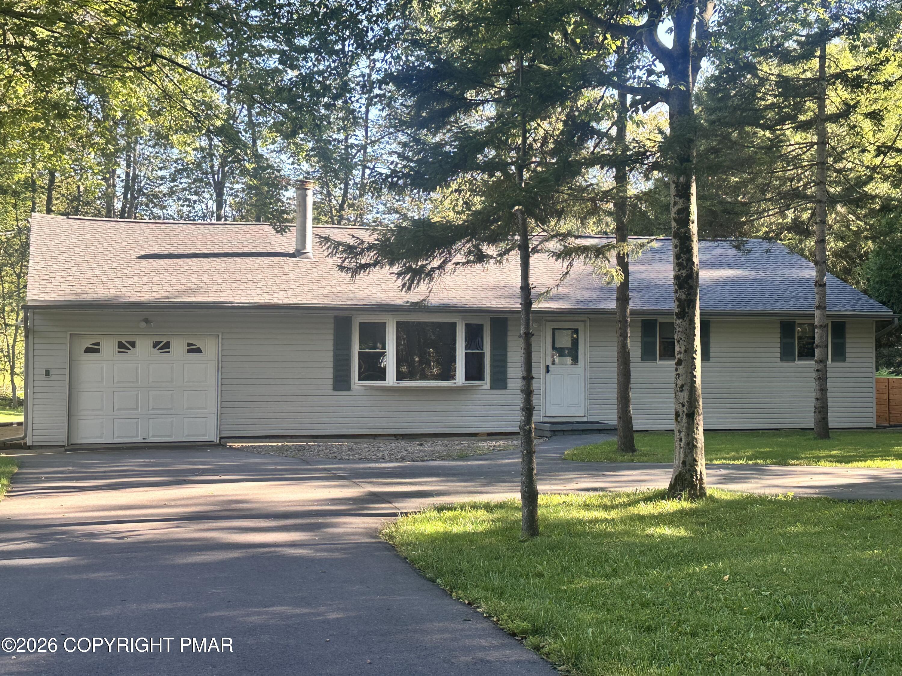 4107 Azalea Drive Property Photo 1
