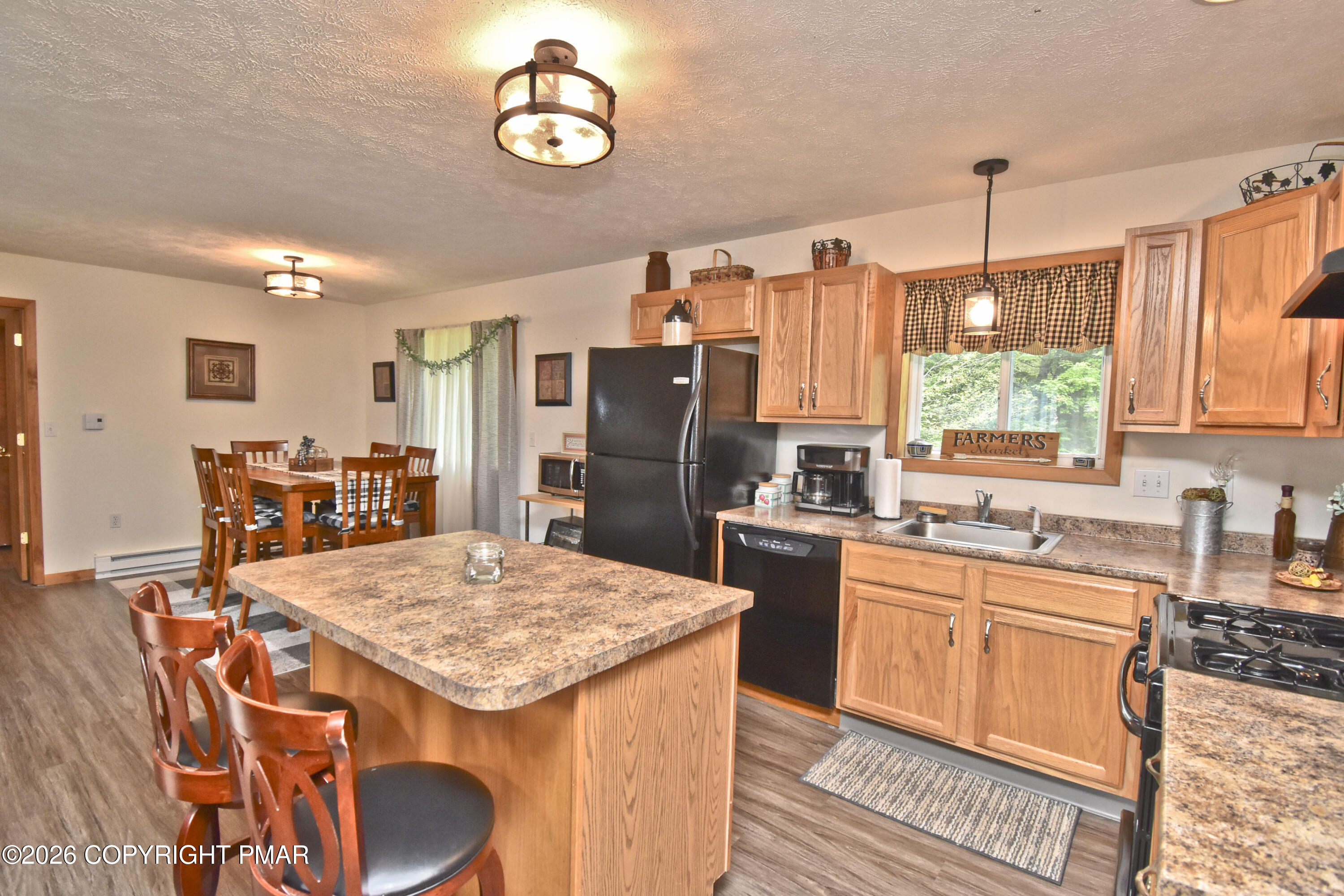 614 Washington Place Property Photo 6