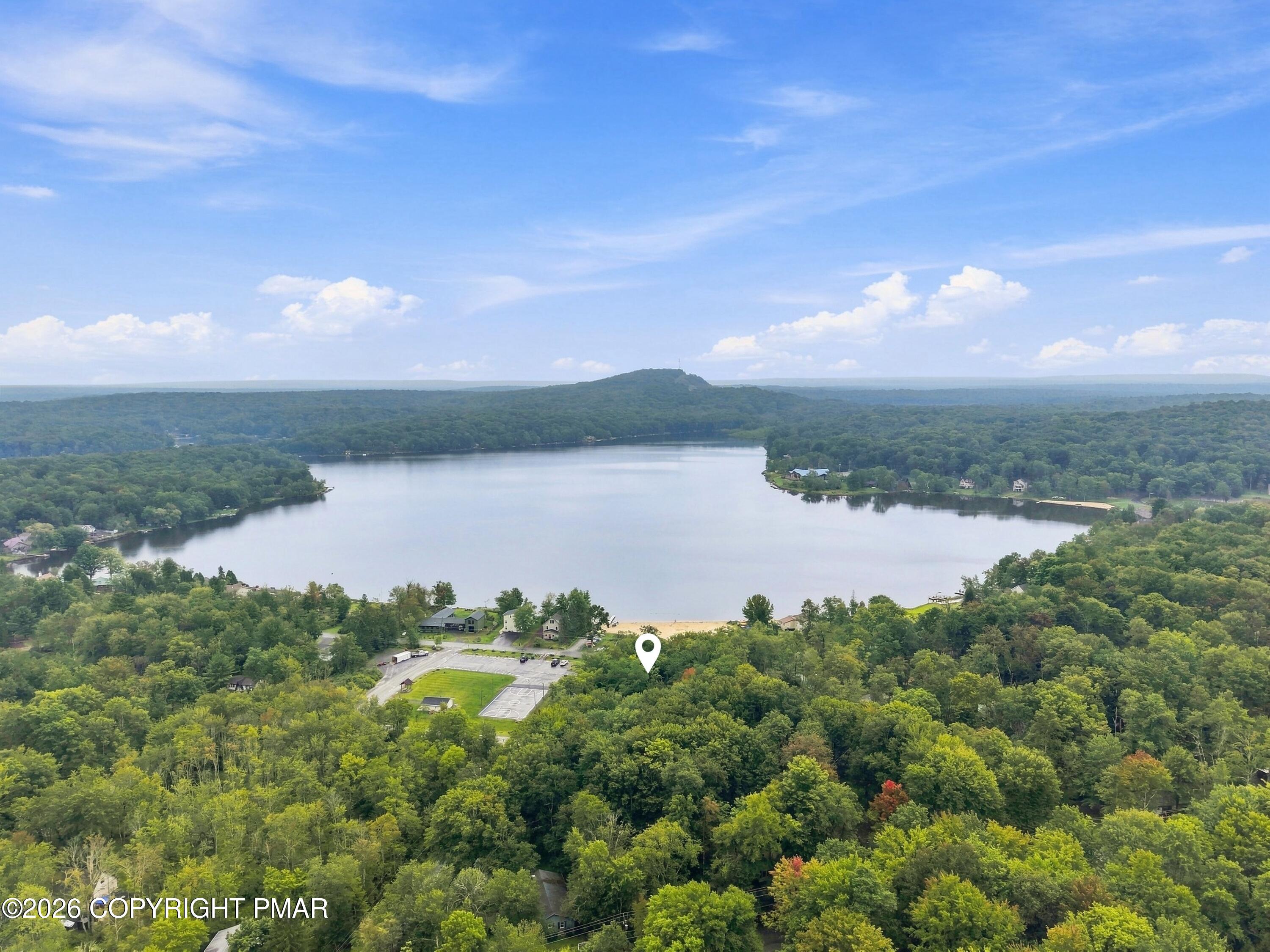 218 Onawa Trail Property Photo 6