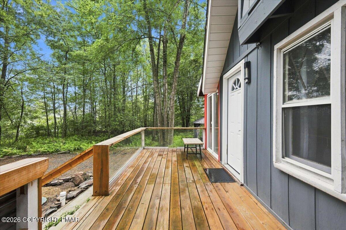 218 Onawa Trail Property Photo 9