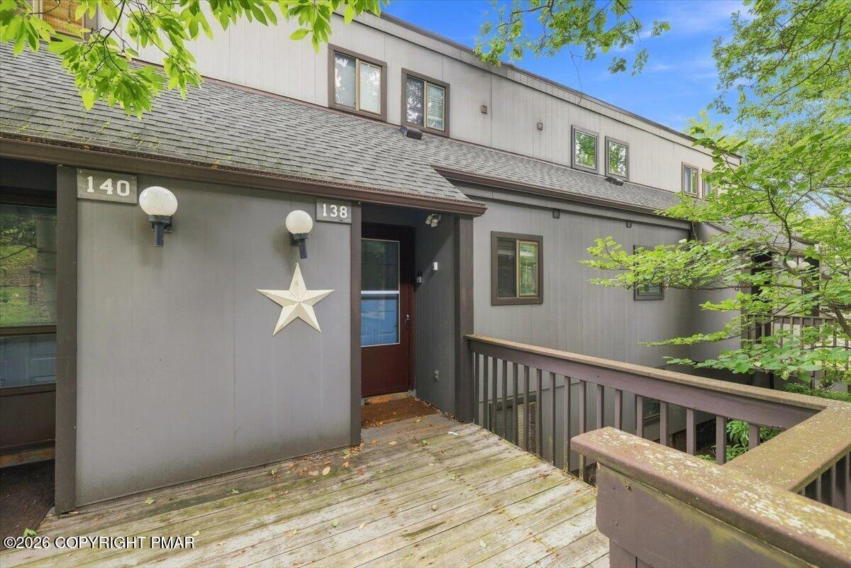 138 Cross Country Lane Property Photo 1
