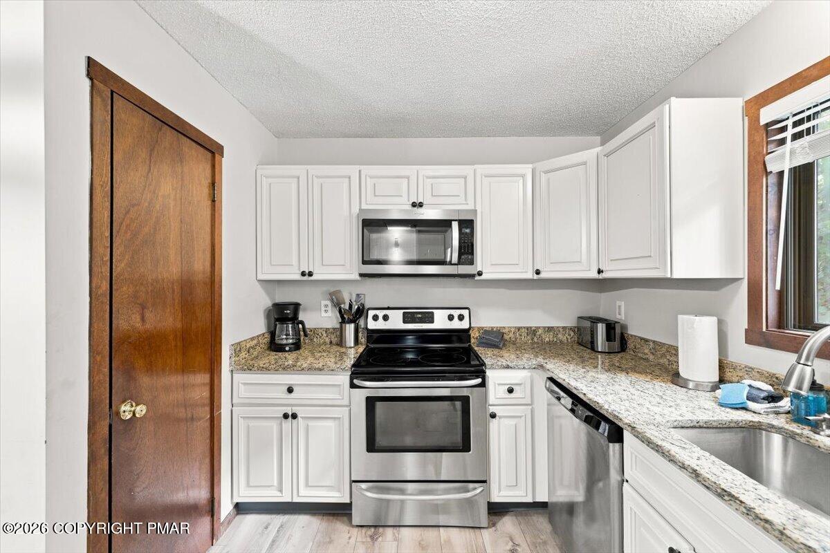 138 Cross Country Lane Property Photo 7