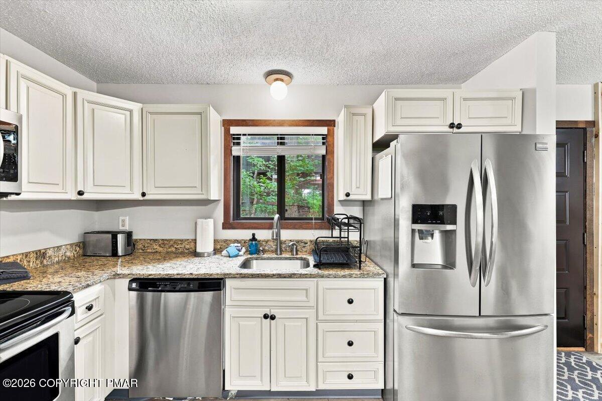 138 Cross Country Lane Property Photo 8
