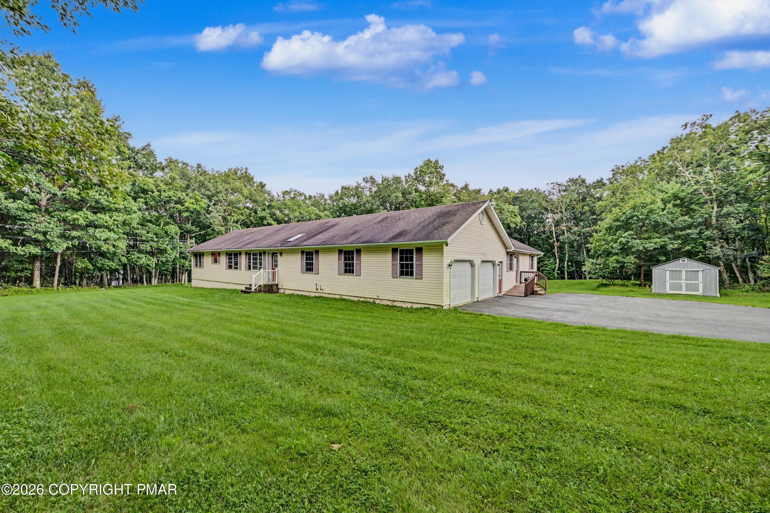 107 Sportsmans Trail Property Photo 2