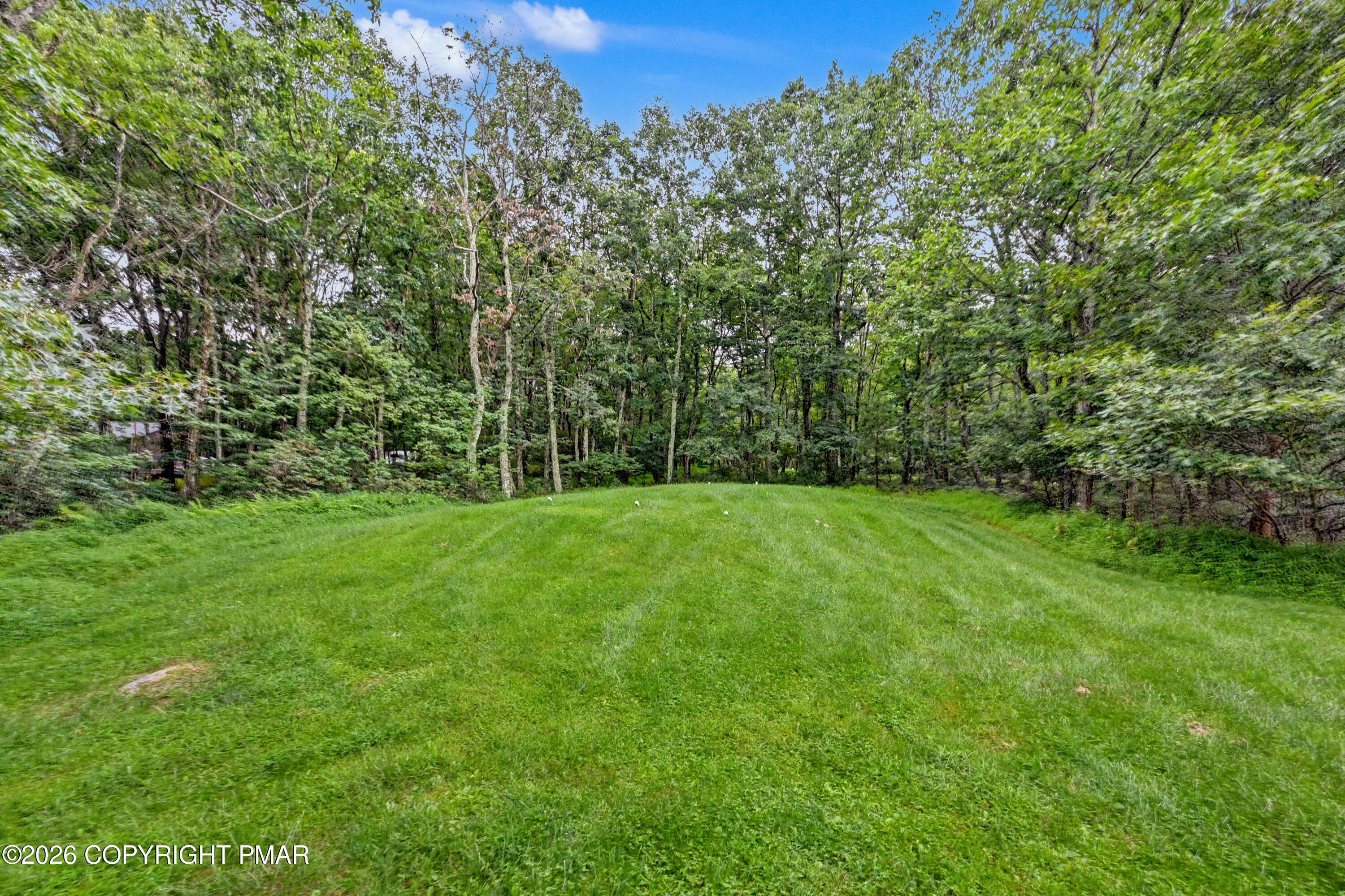 107 Sportsmans Trail Property Photo 7