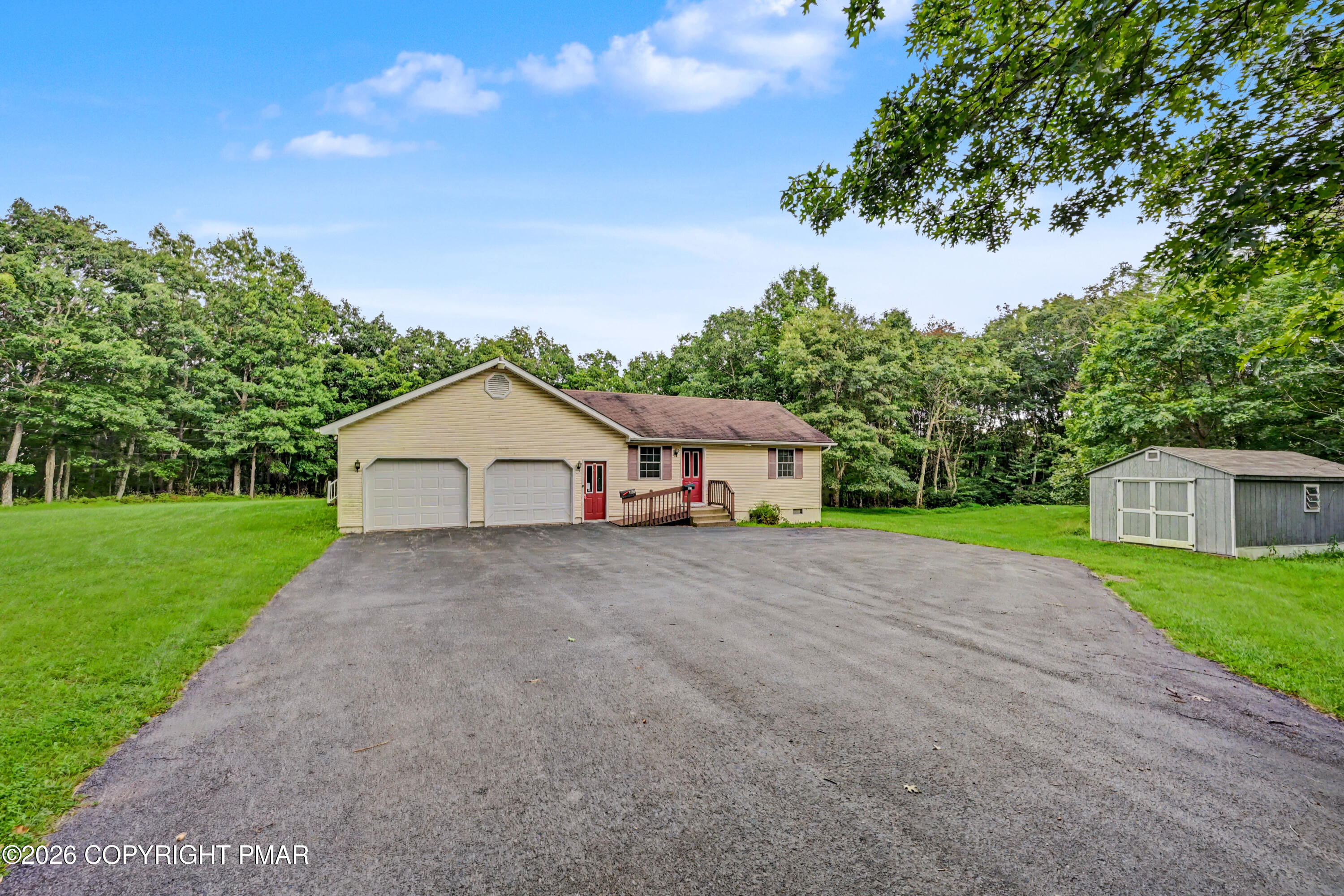 107 Sportsmans Trail Property Photo 9
