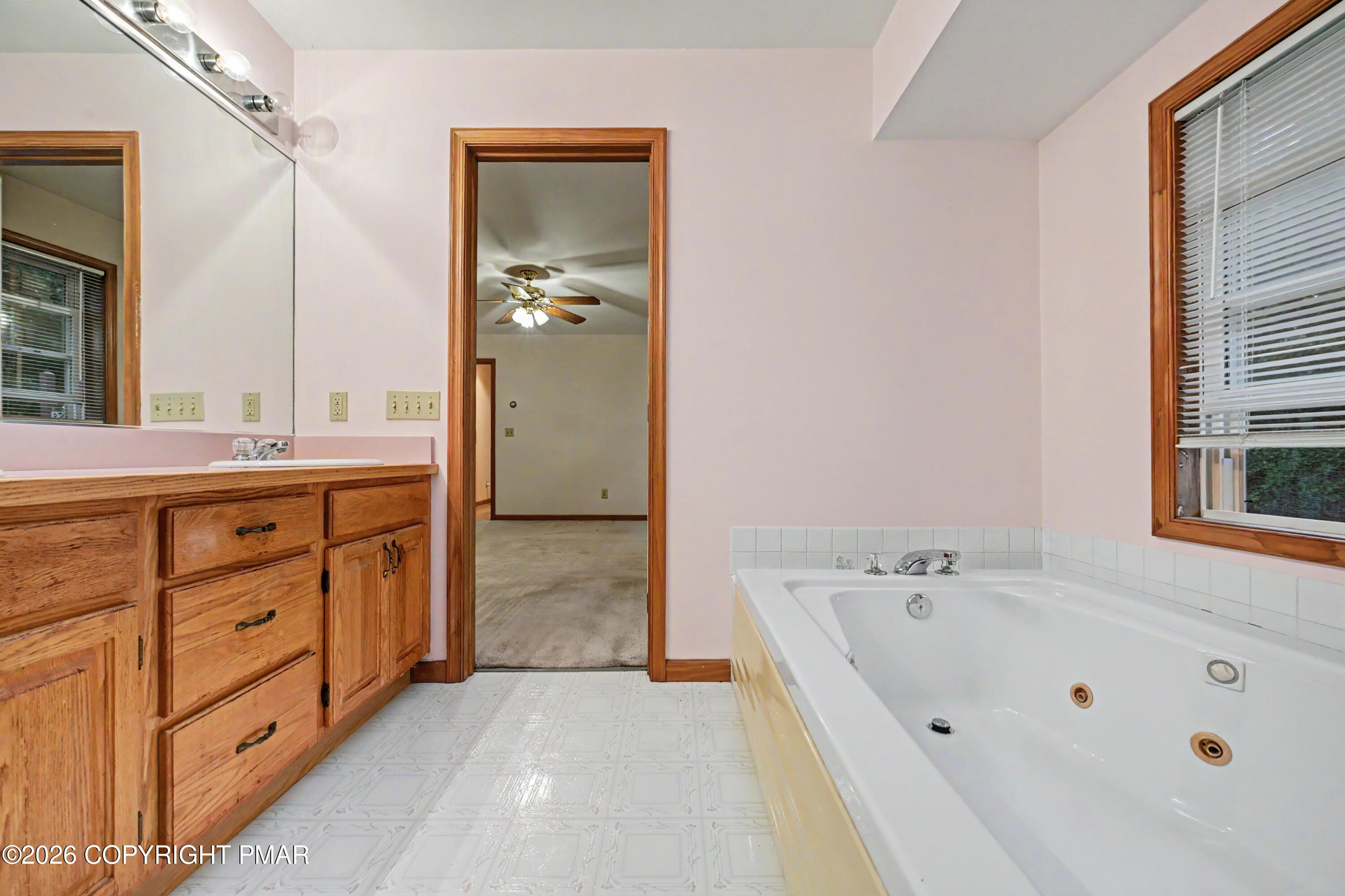 107 Sportsmans Trail Property Photo 19