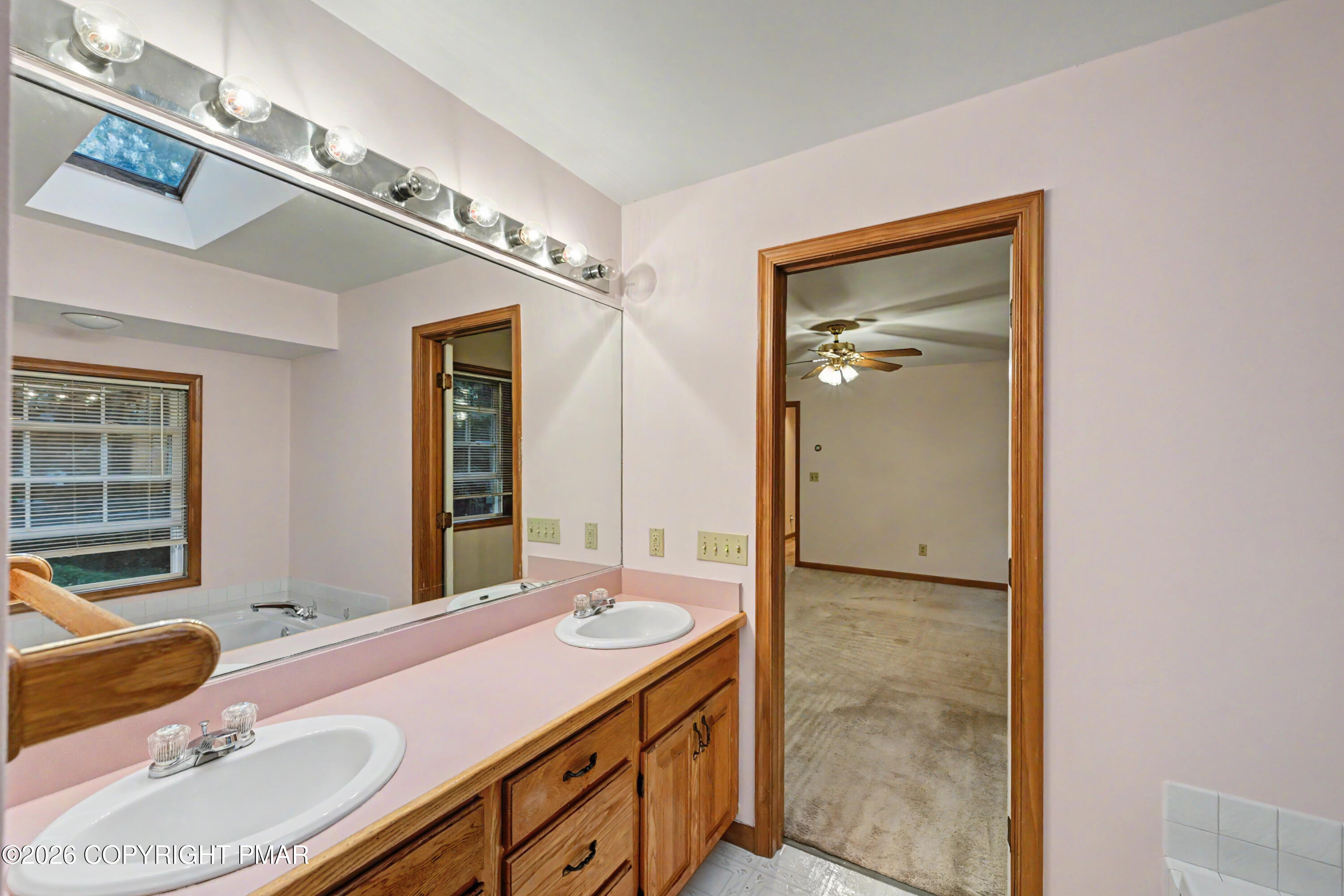 107 Sportsmans Trail Property Photo 21