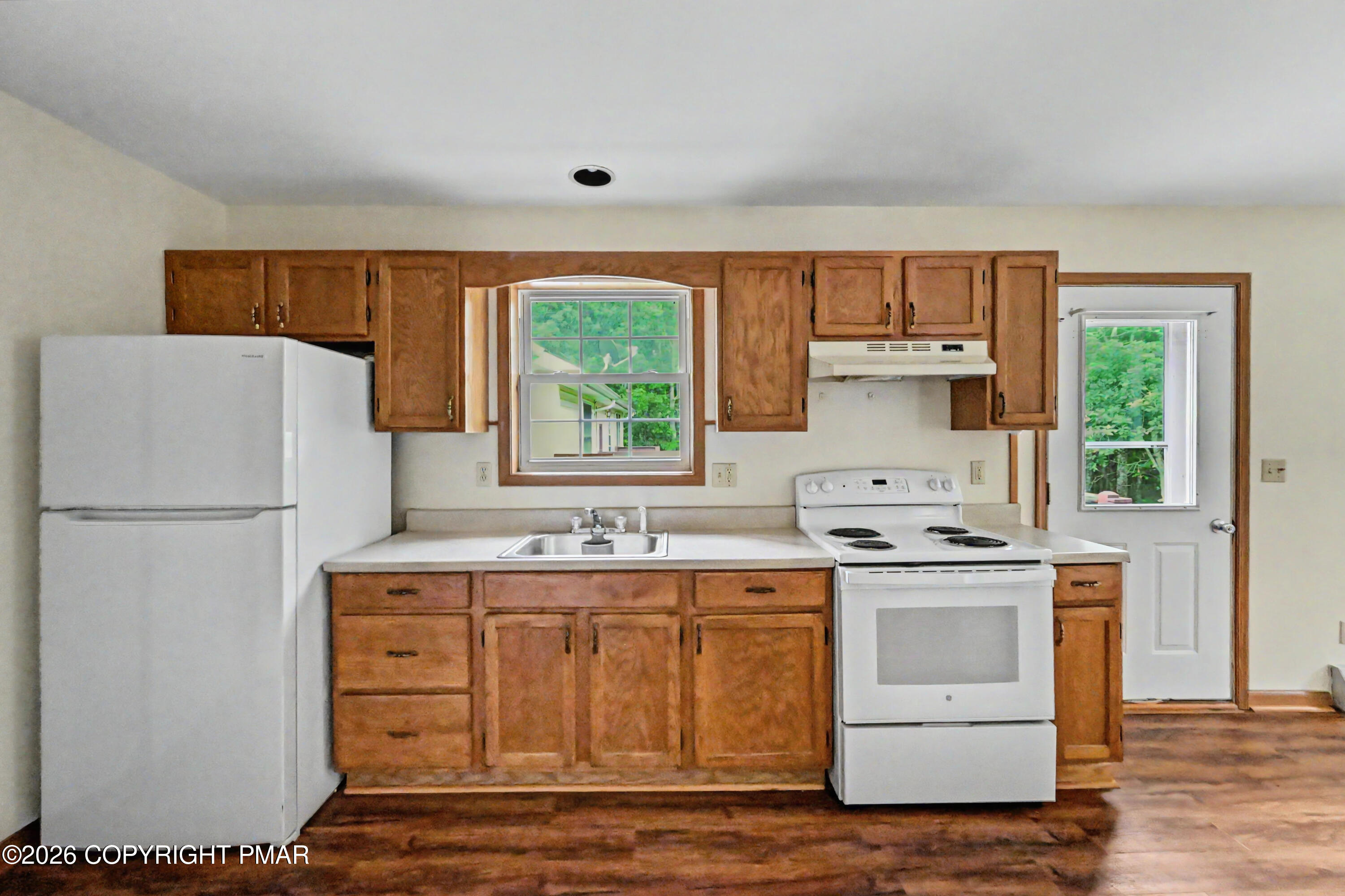 107 Sportsmans Trail Property Photo 36