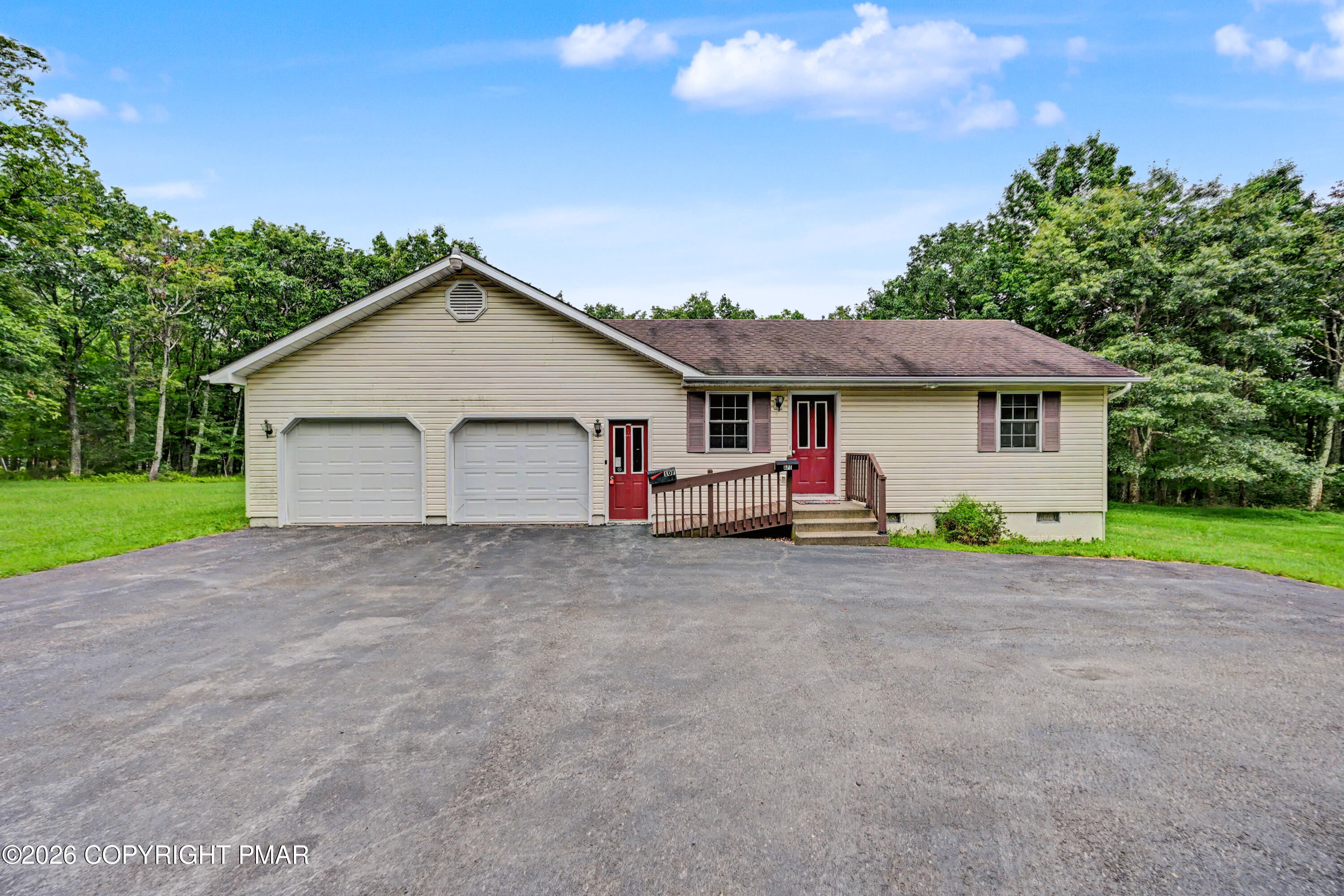 107 Sportsmans Trail Property Photo 41