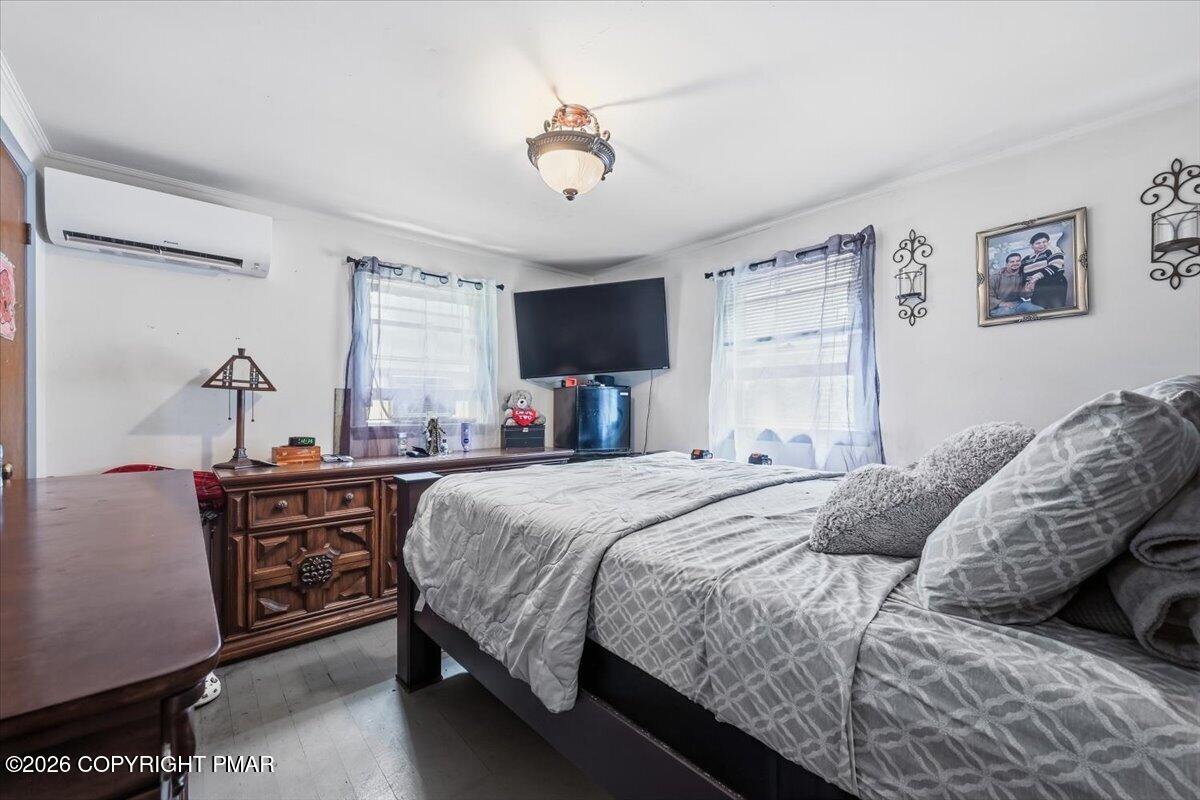 261 Wynding Way Property Photo 17