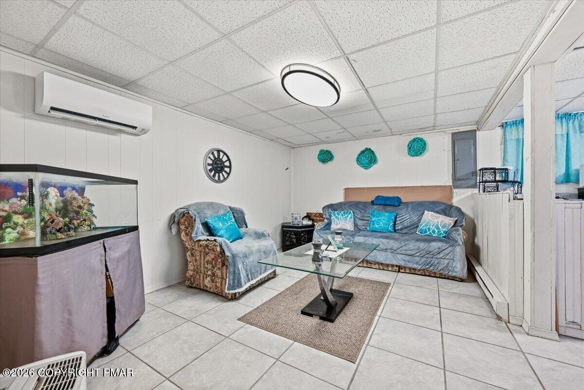 261 Wynding Way Property Photo 34