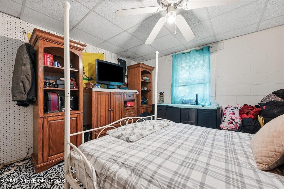 261 Wynding Way Property Photo 38
