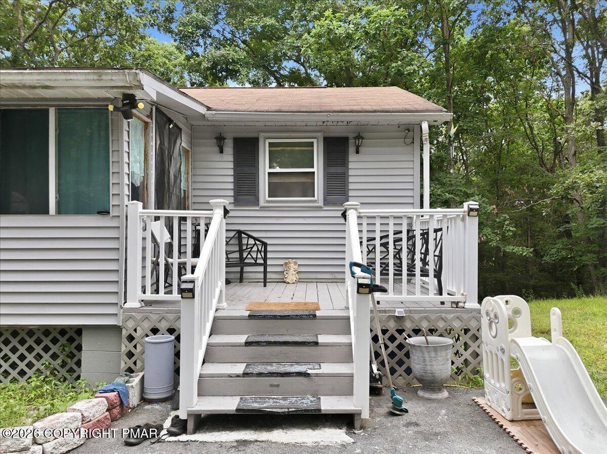 261 Wynding Way Property Photo 46