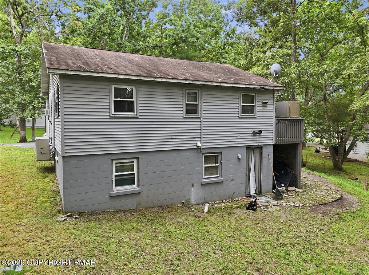261 Wynding Way Property Photo 52