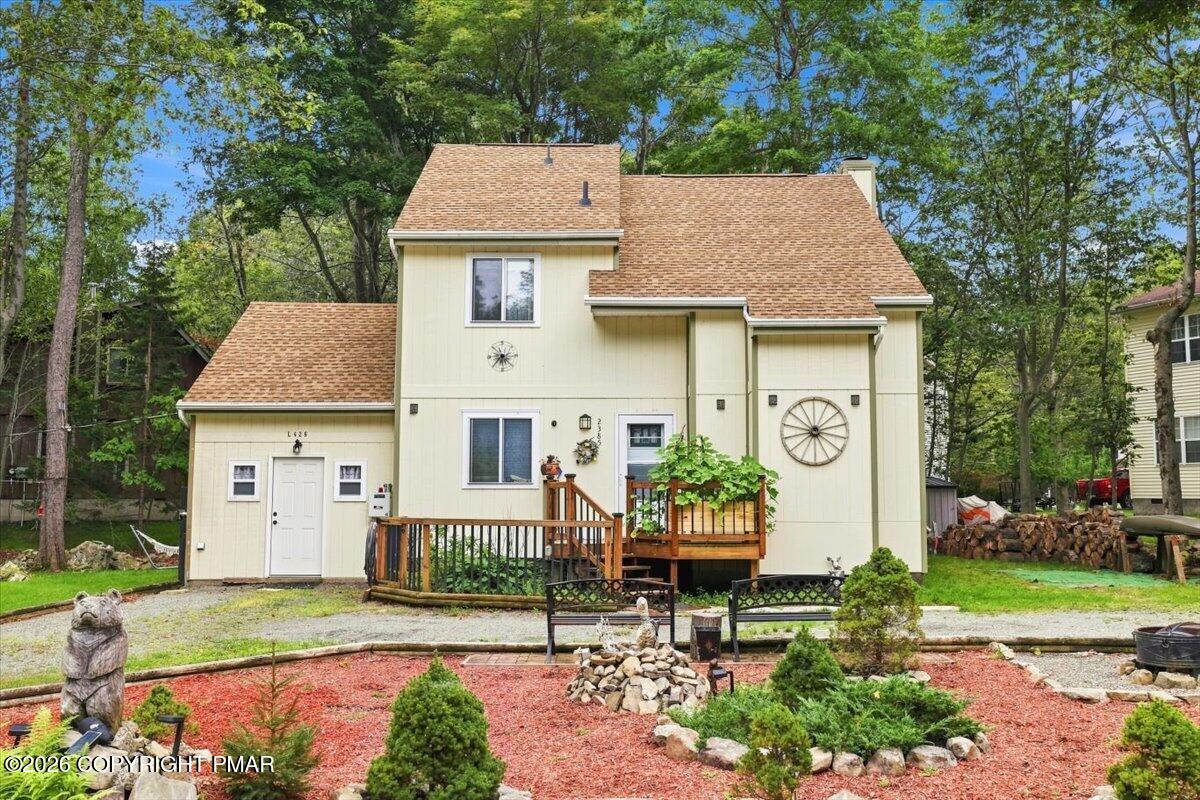 2385 Winding Way Property Photo 1