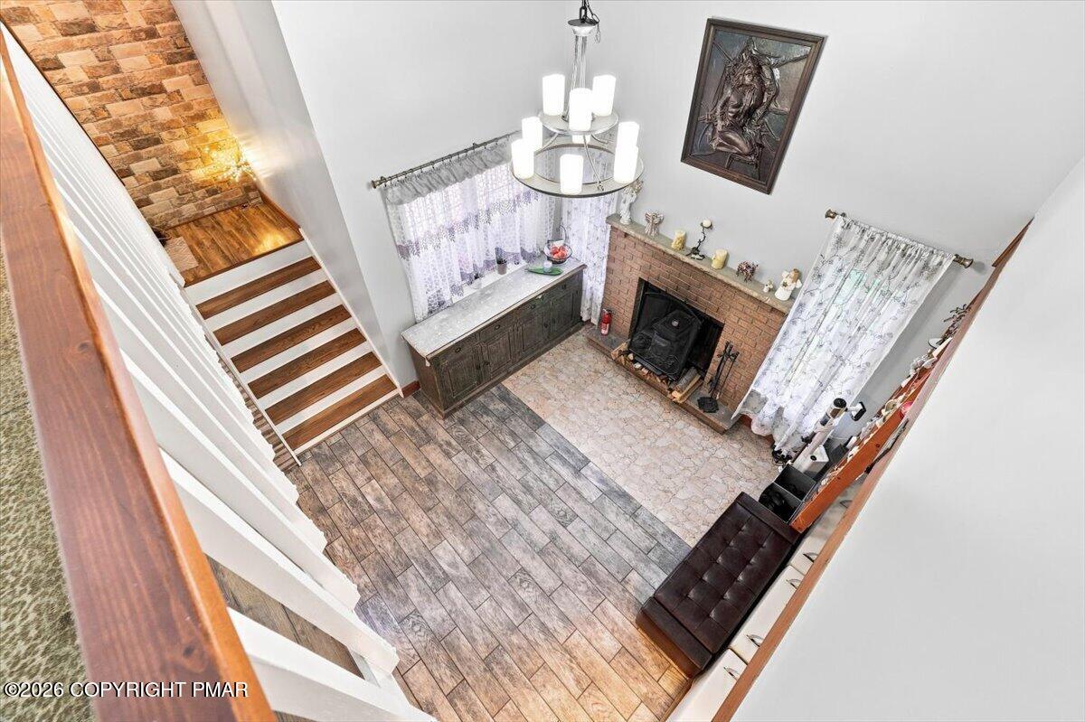 2385 Winding Way Property Photo 23