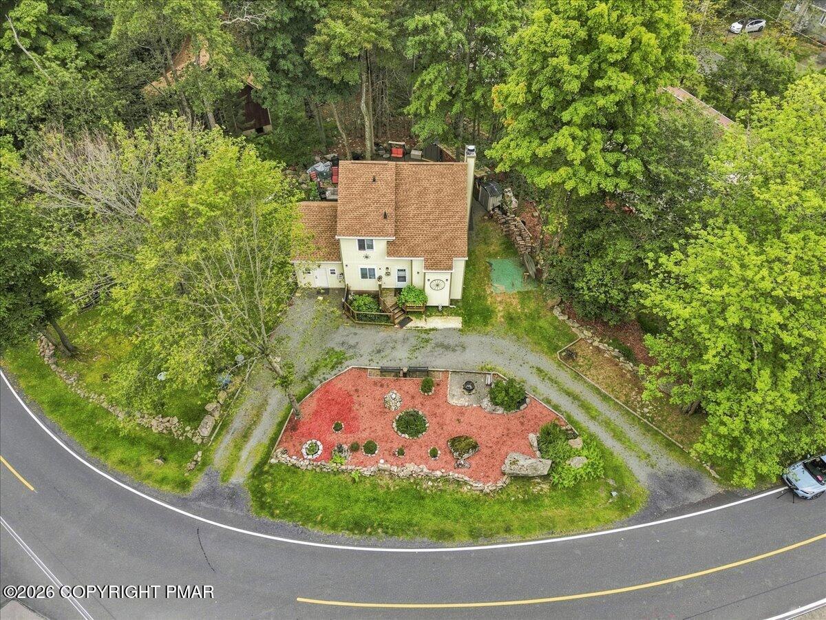 2385 Winding Way Property Photo 51