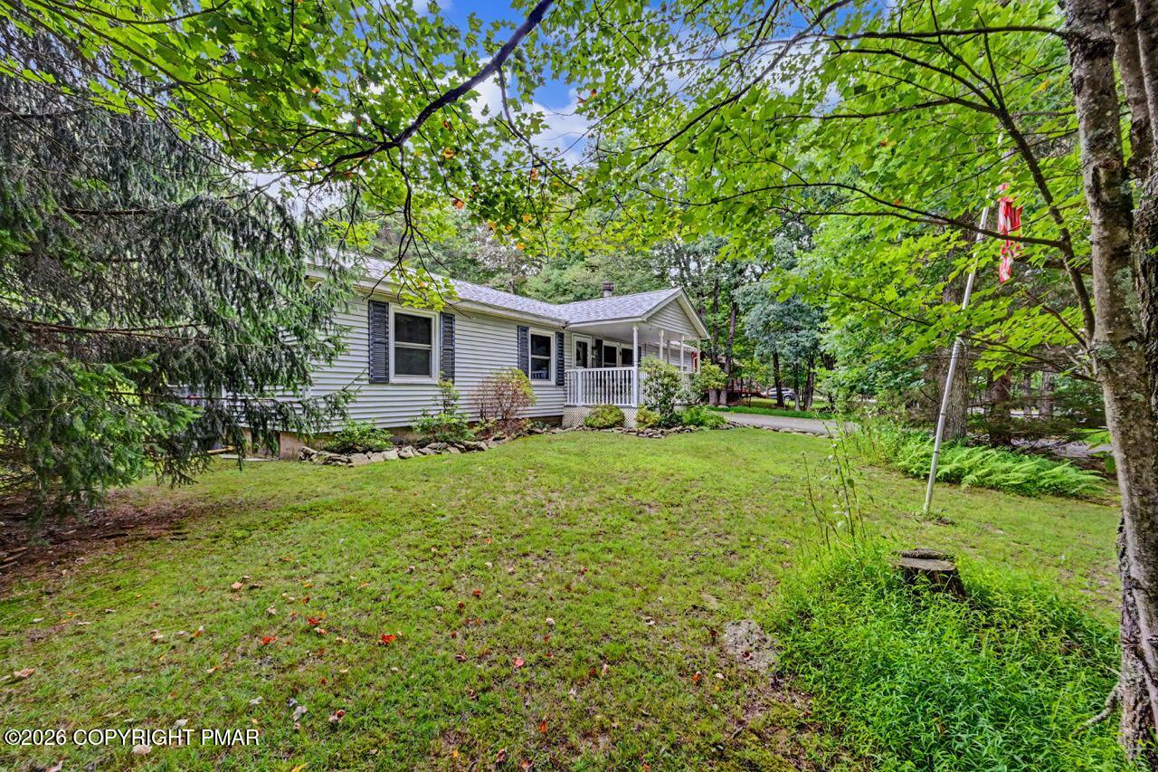 634 Towamensing Trail Property Photo 3