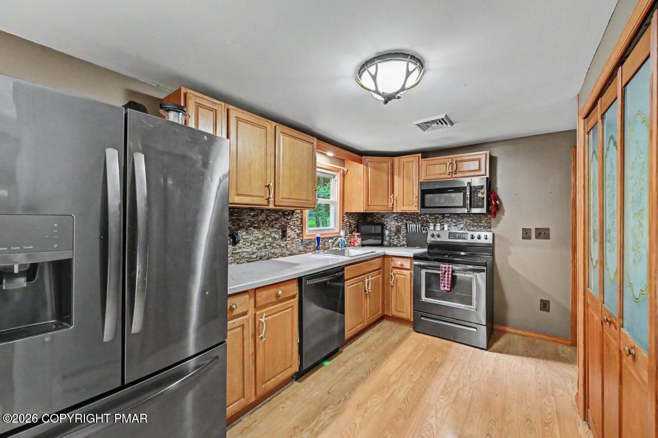 634 Towamensing Trail Property Photo 11