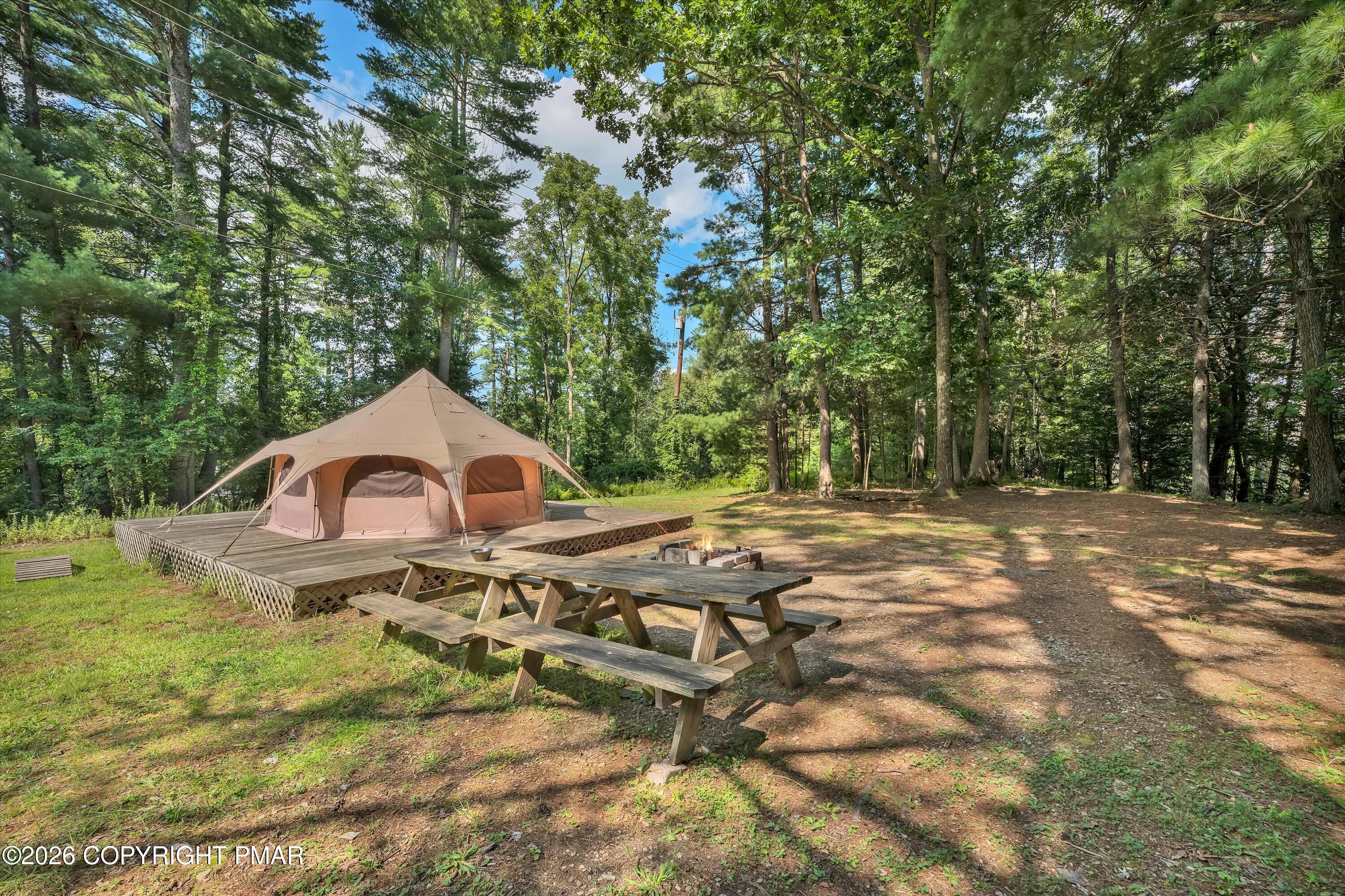 5951 Milford Road Property Photo 2