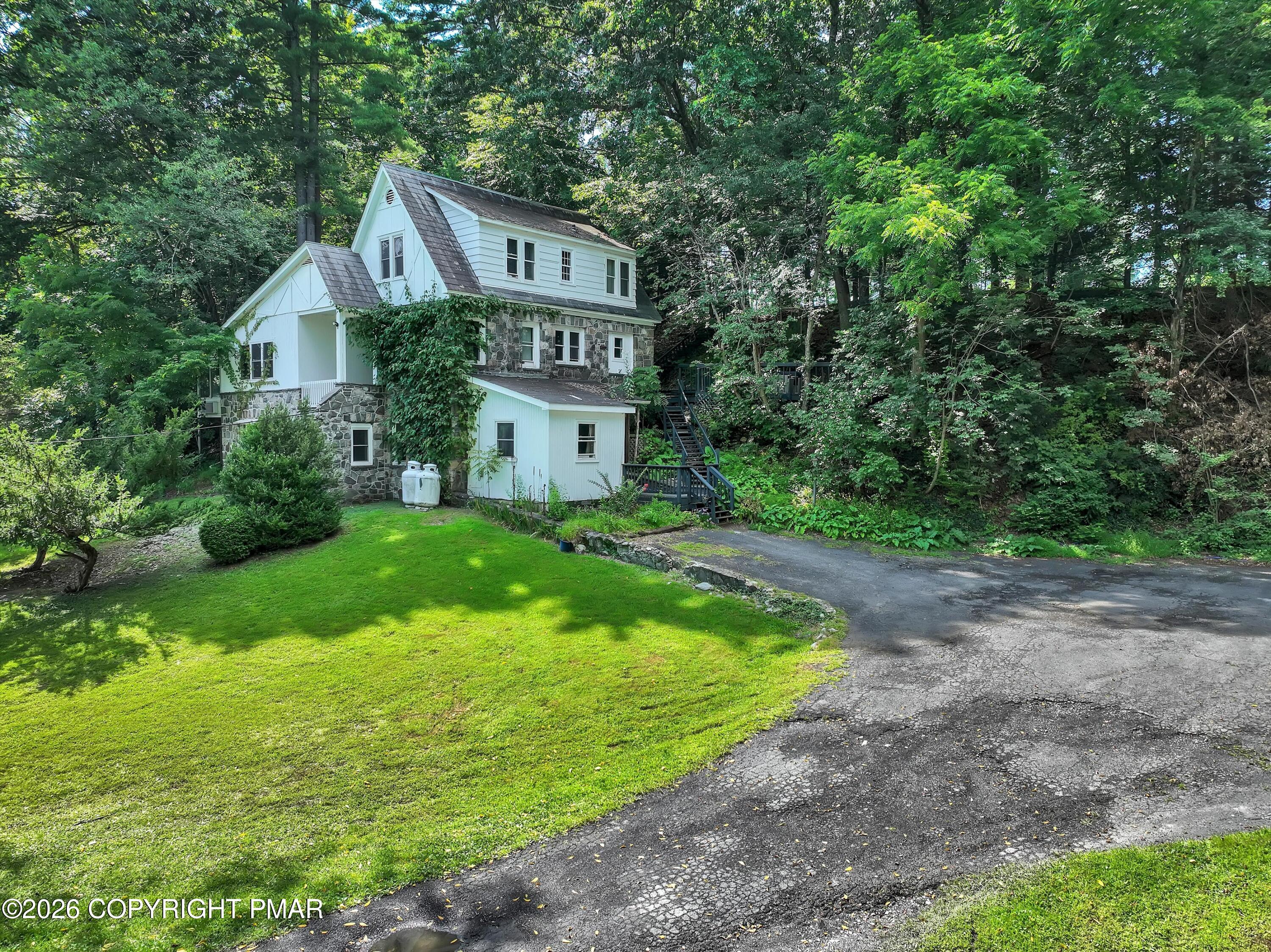 5951 Milford Road Property Photo 37