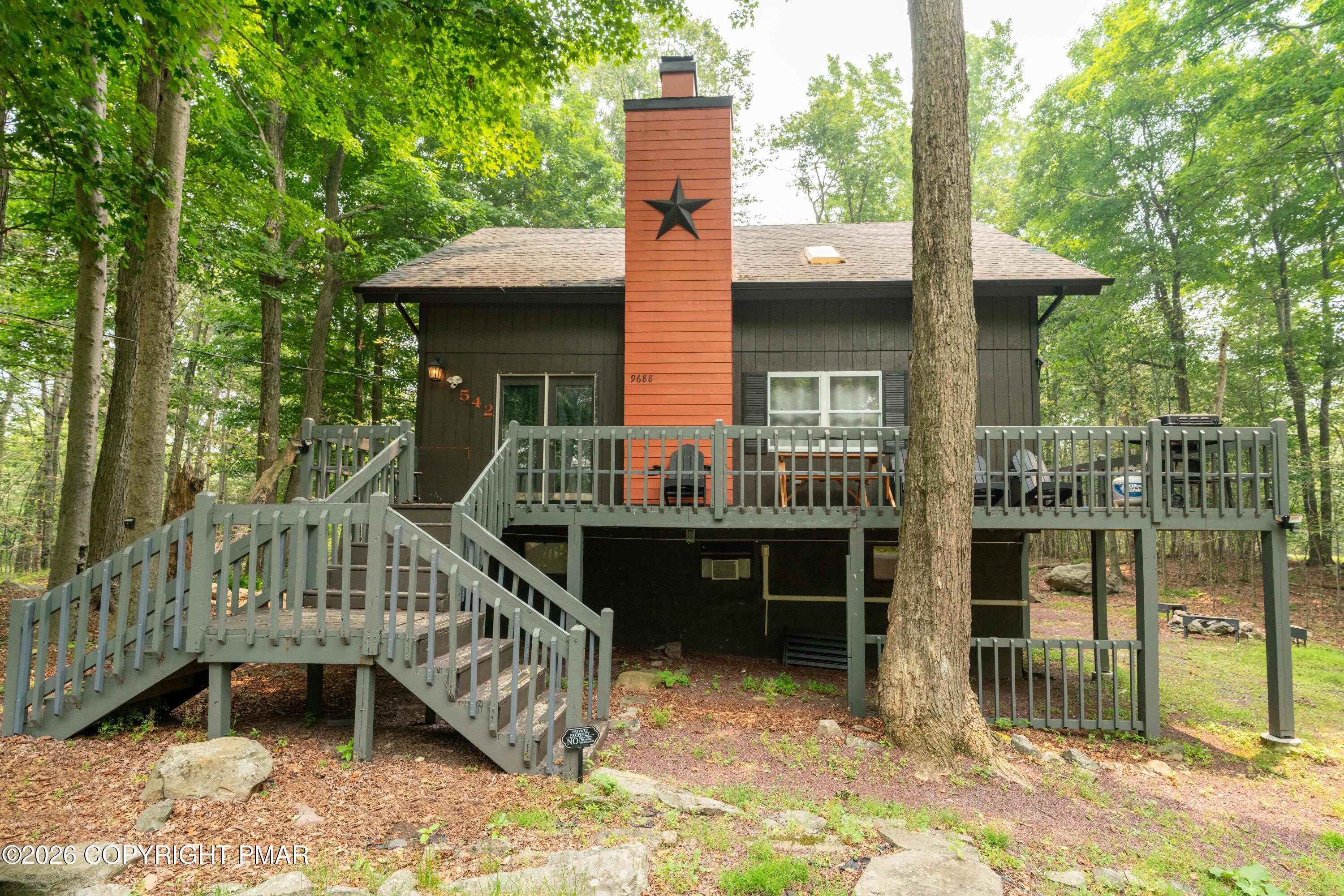 9688 Stony Hollow Drive Property Photo 1