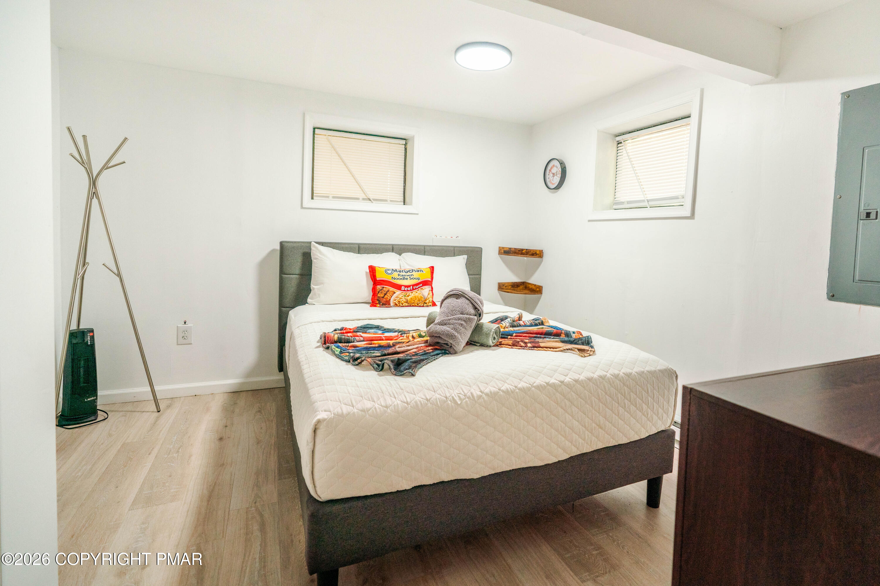 9688 Stony Hollow Drive Property Photo 11