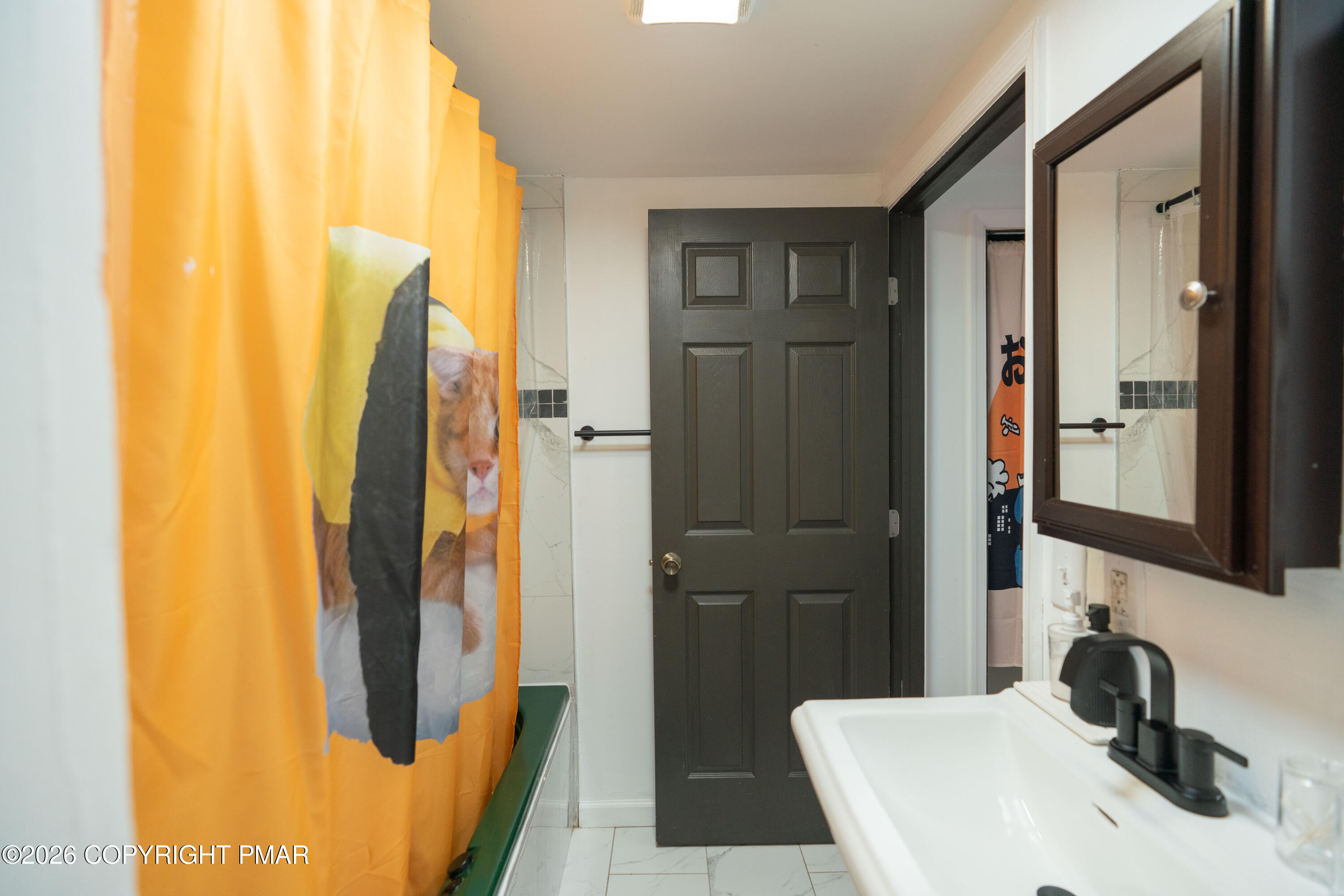 9688 Stony Hollow Drive Property Photo 14