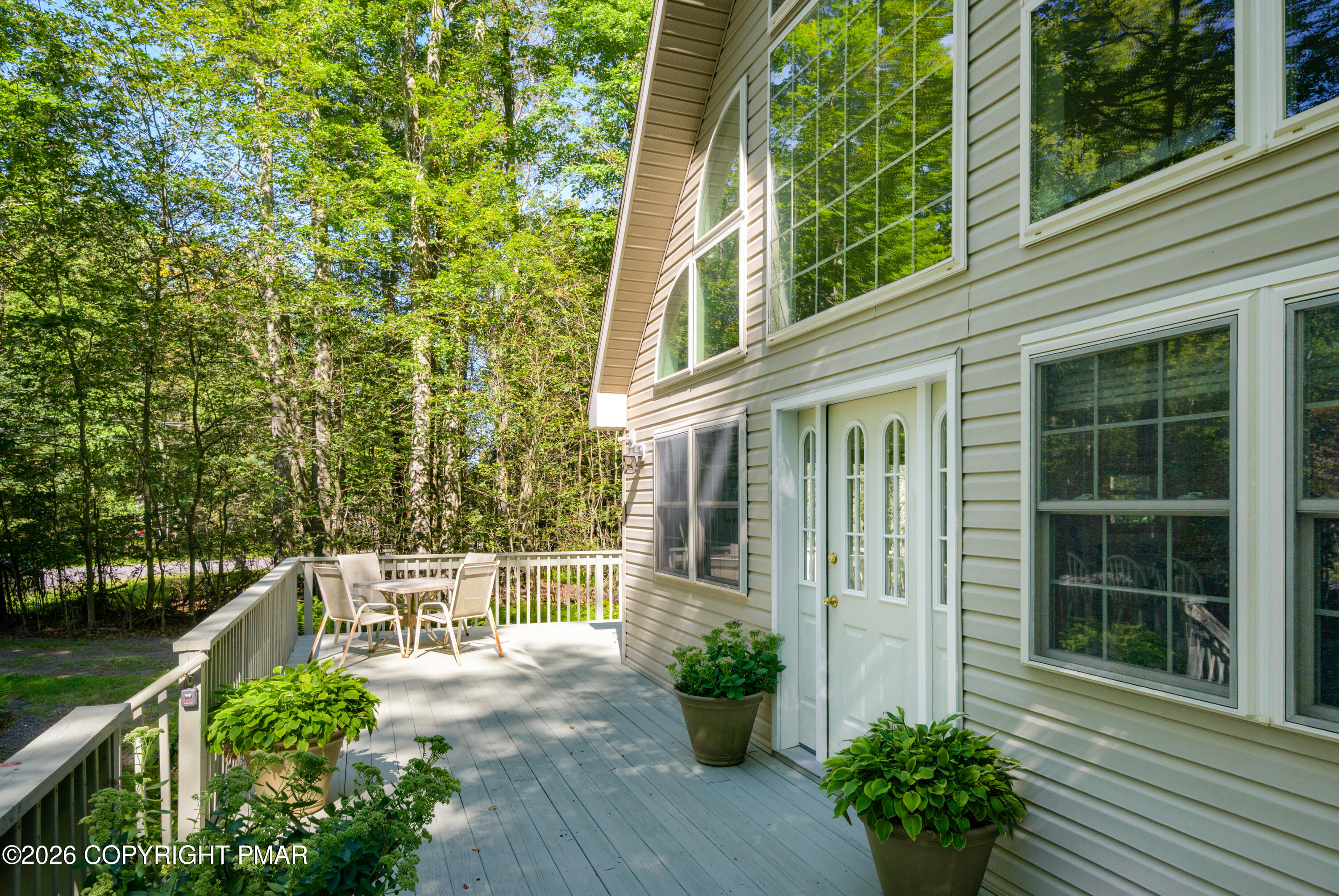 2086 Lehigh Drive Property Photo 6