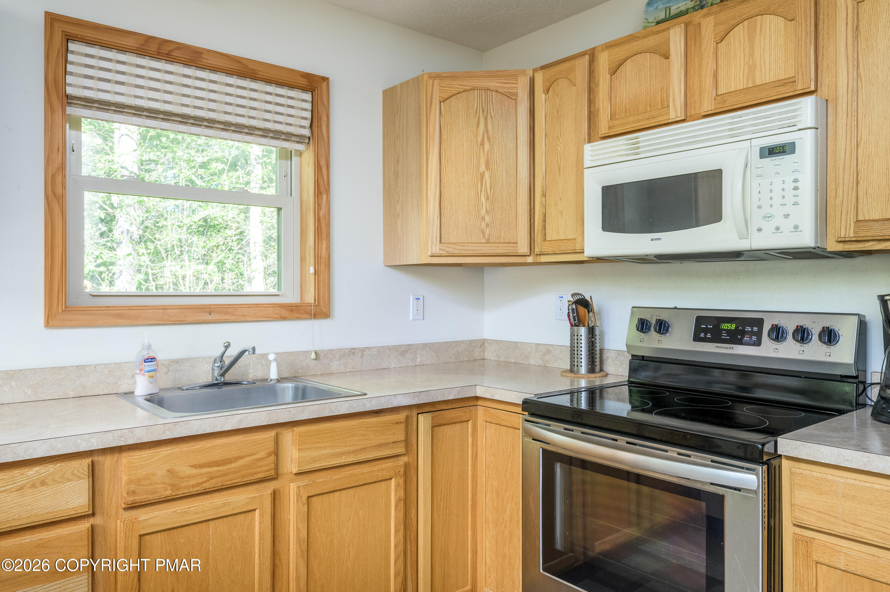 2086 Lehigh Drive Property Photo 14